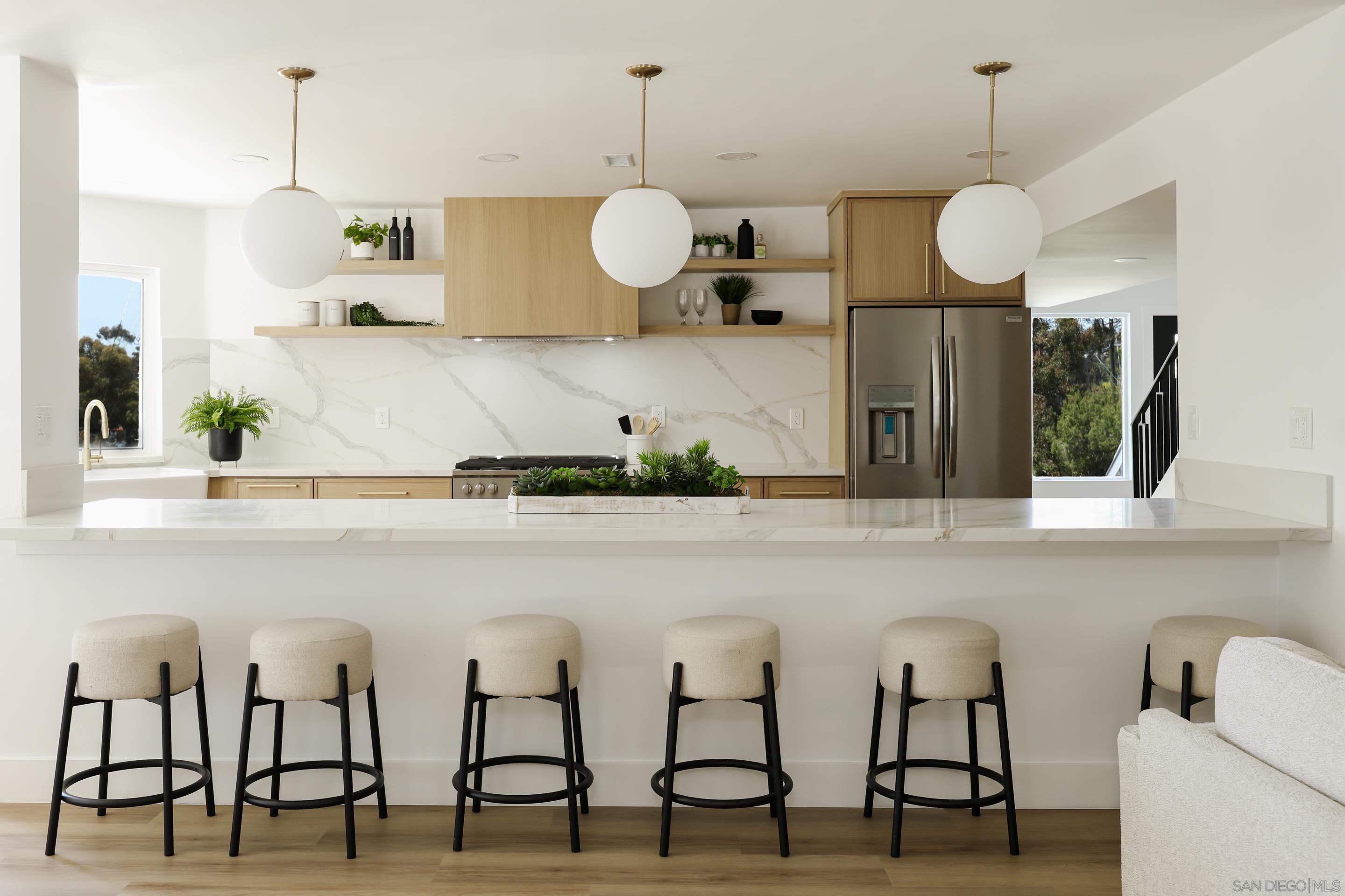 Detail Gallery Image 16 of 70 For 2861  Brant St., San Diego,  CA 92103 - 3 Beds | 3 Baths