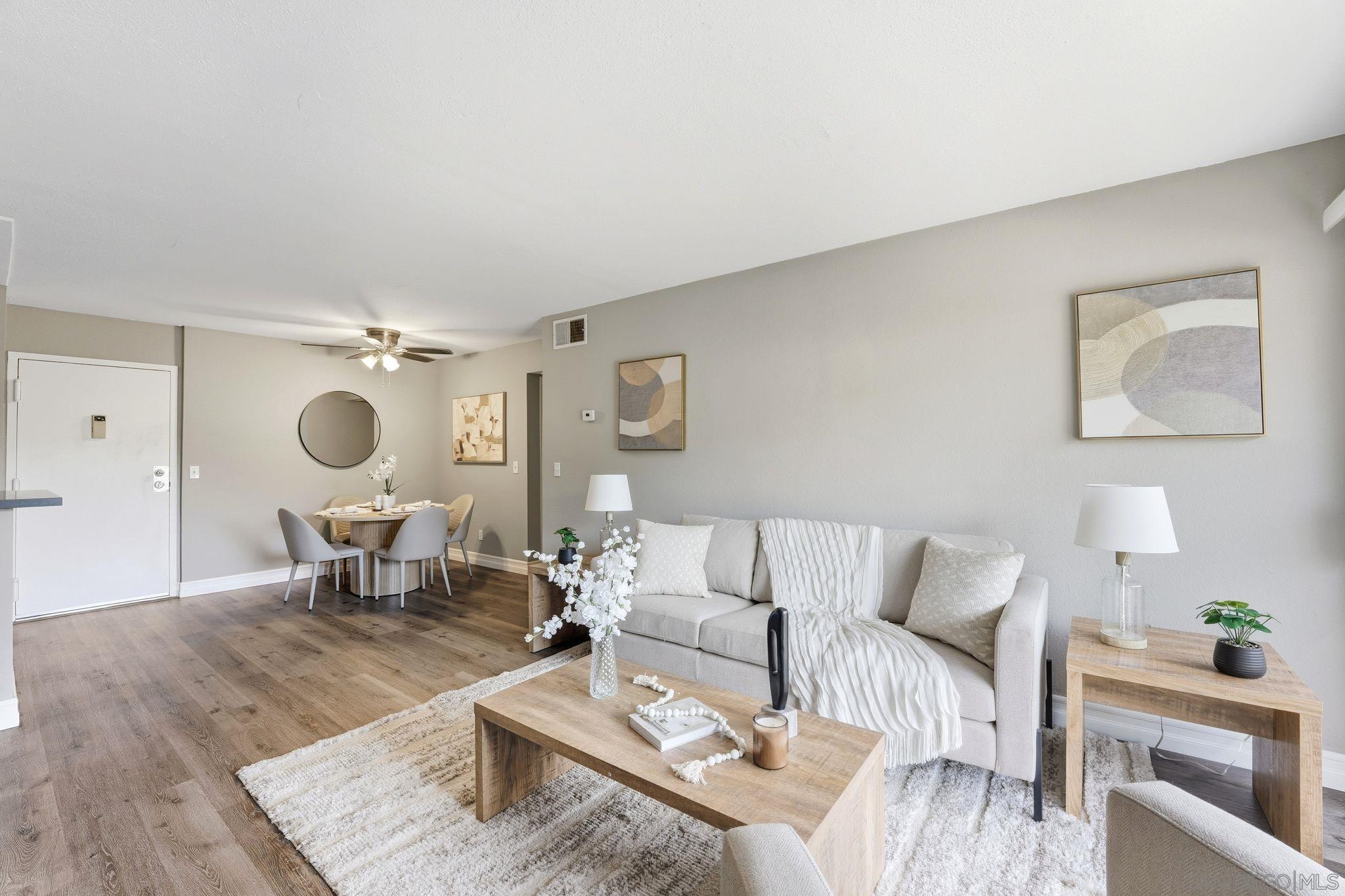 Detail Gallery Image 4 of 20 For 6111  Rancho Mission Rd  #209,  San Diego,  CA 92108 - 2 Beds | 2 Baths