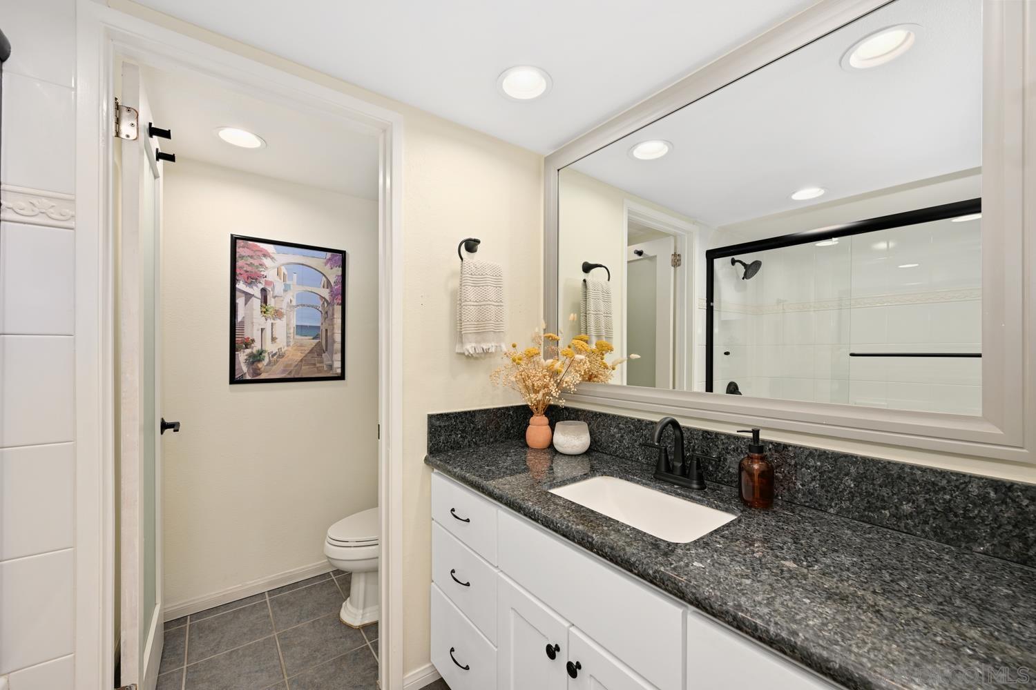 Detail Gallery Image 15 of 23 For 1270  Cleveland Ave  #F246,  San Diego,  CA 92103 - 2 Beds | 2 Baths
