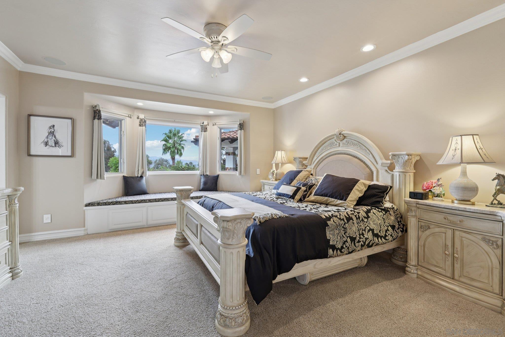 Detail Gallery Image 35 of 75 For 13371  Summit Cir, Poway,  CA 92064 - 6 Beds | 6/1 Baths