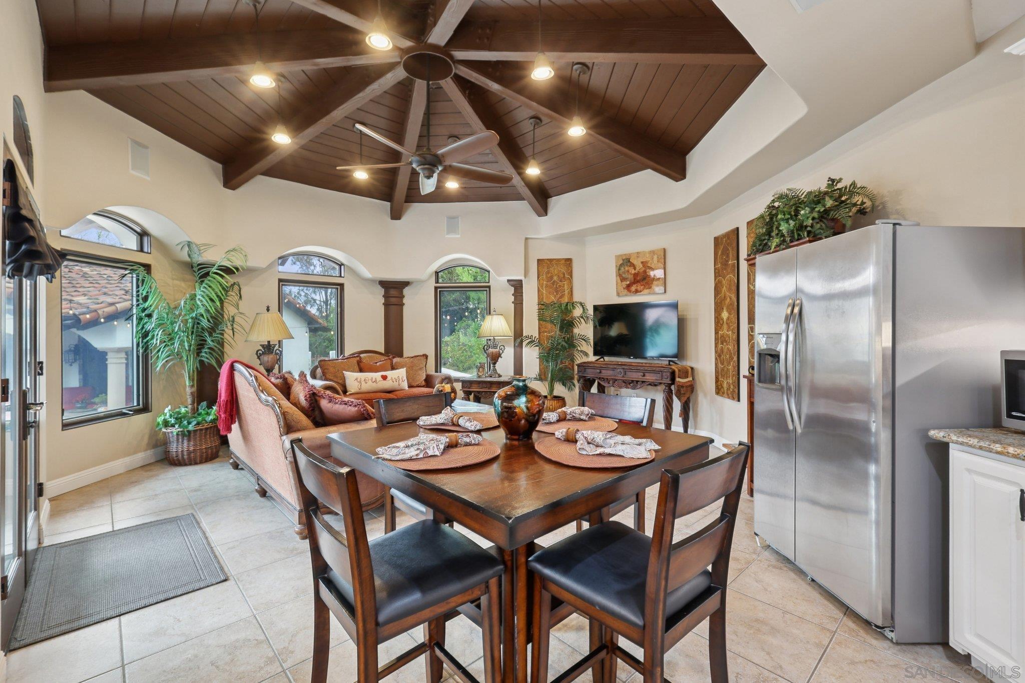 Detail Gallery Image 58 of 75 For 13371  Summit Cir, Poway,  CA 92064 - 6 Beds | 6/1 Baths