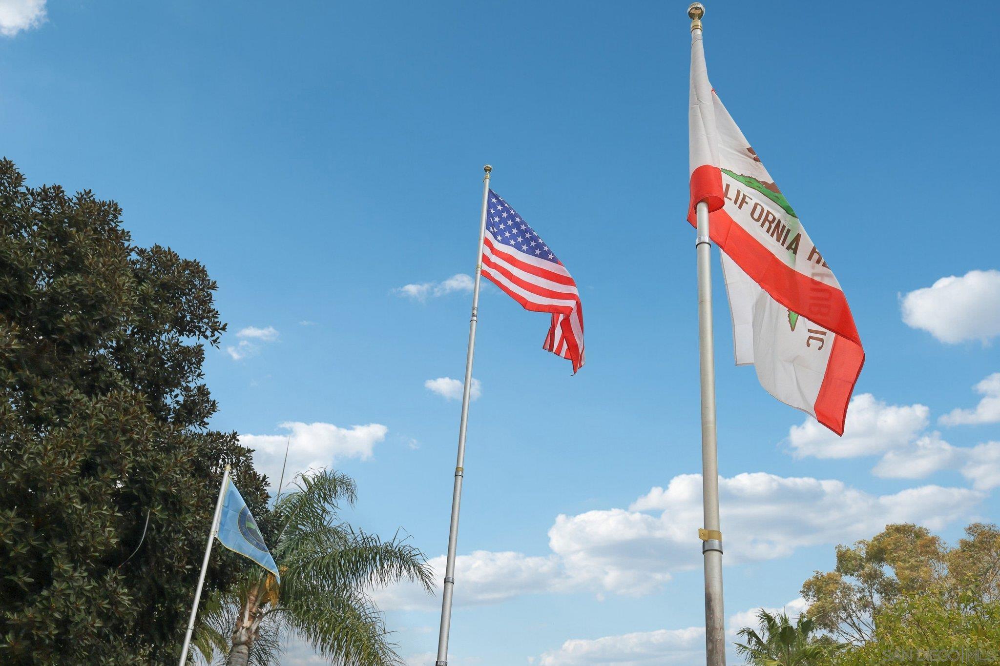 Detail Gallery Image 72 of 75 For 13371  Summit Cir, Poway,  CA 92064 - 6 Beds | 6/1 Baths