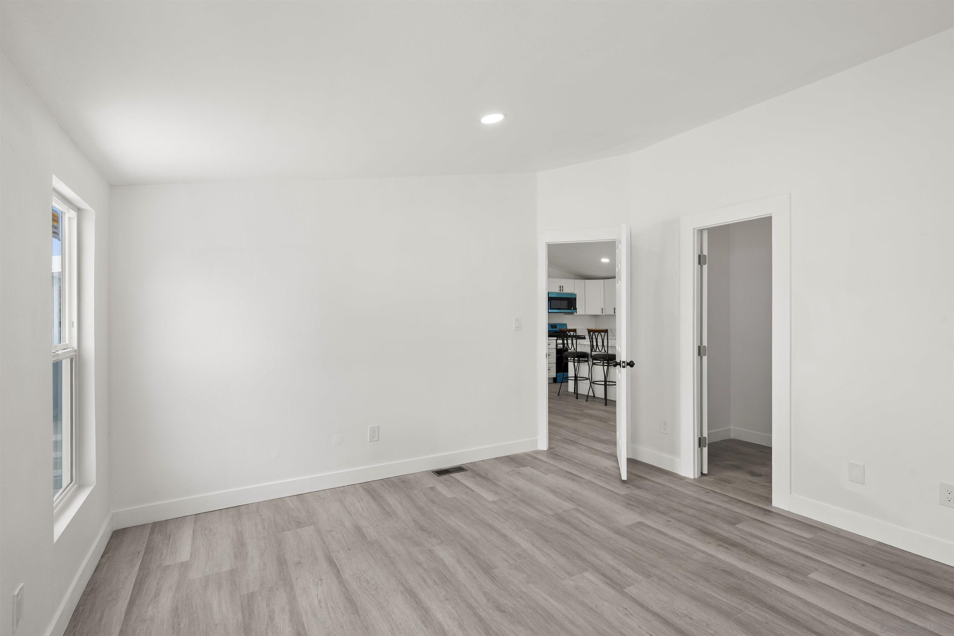Detail Gallery Image 13 of 25 For 10767  Jamacha Blvd  #62,  Spring Valley,  CA 91978 - 3 Beds | 2 Baths
