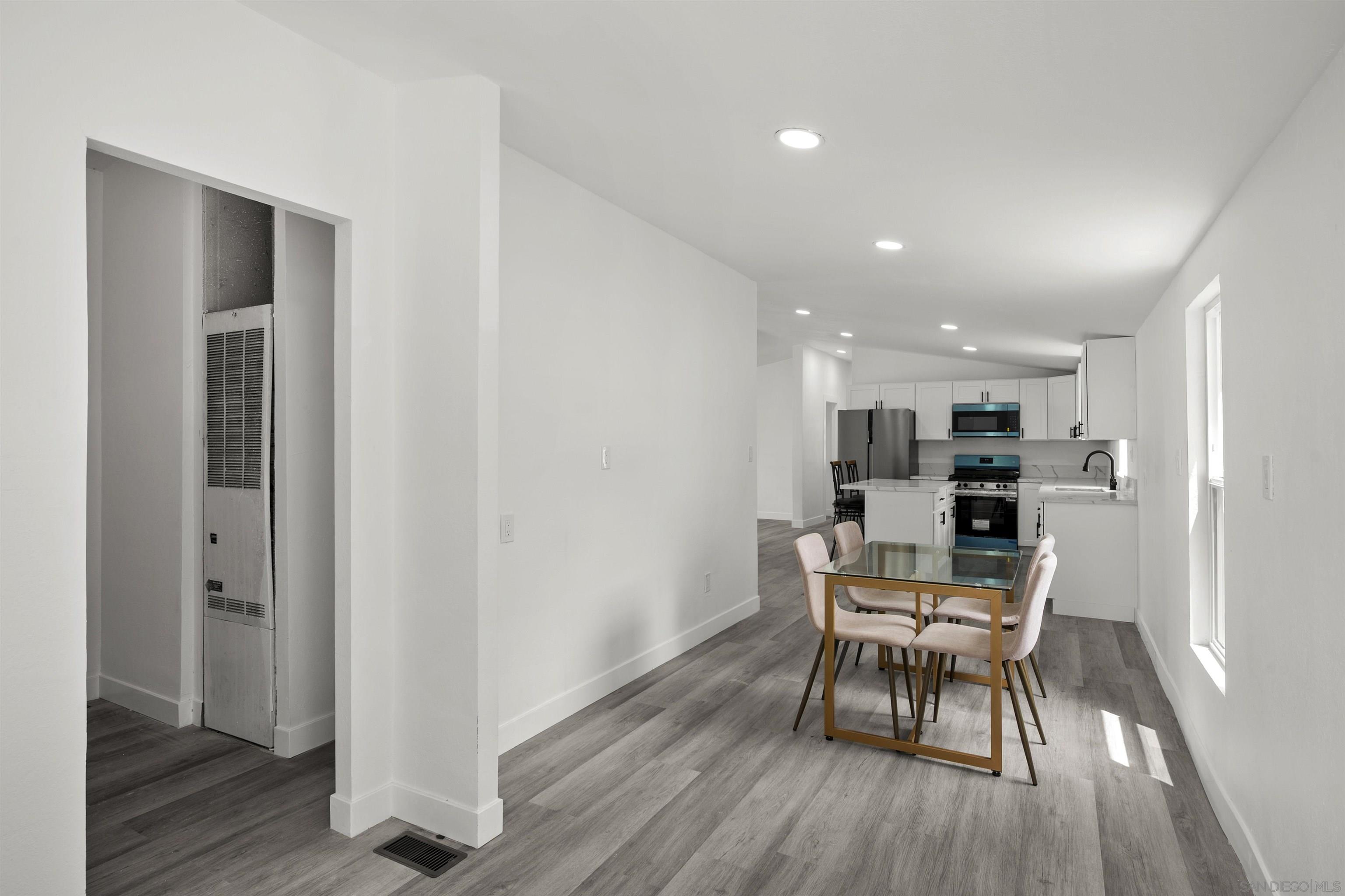 Detail Gallery Image 7 of 25 For 10767  Jamacha Blvd  #62,  Spring Valley,  CA 91978 - 3 Beds | 2 Baths