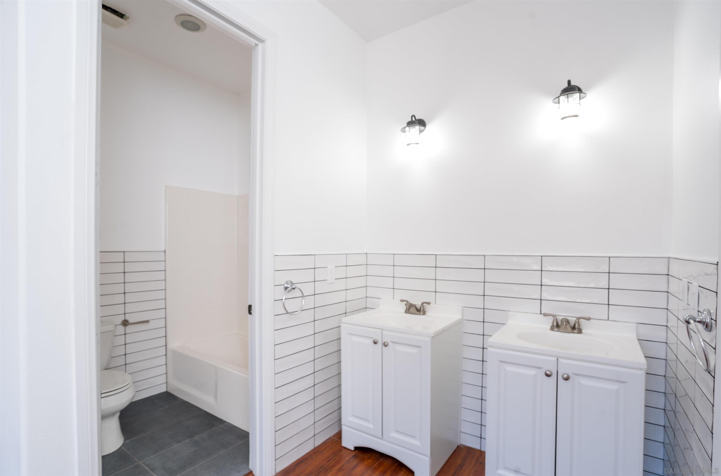 Detail Gallery Image 39 of 74 For 3034  Mountain View Dr, Escondido,  CA 92027 - 5 Beds | 5/1 Baths