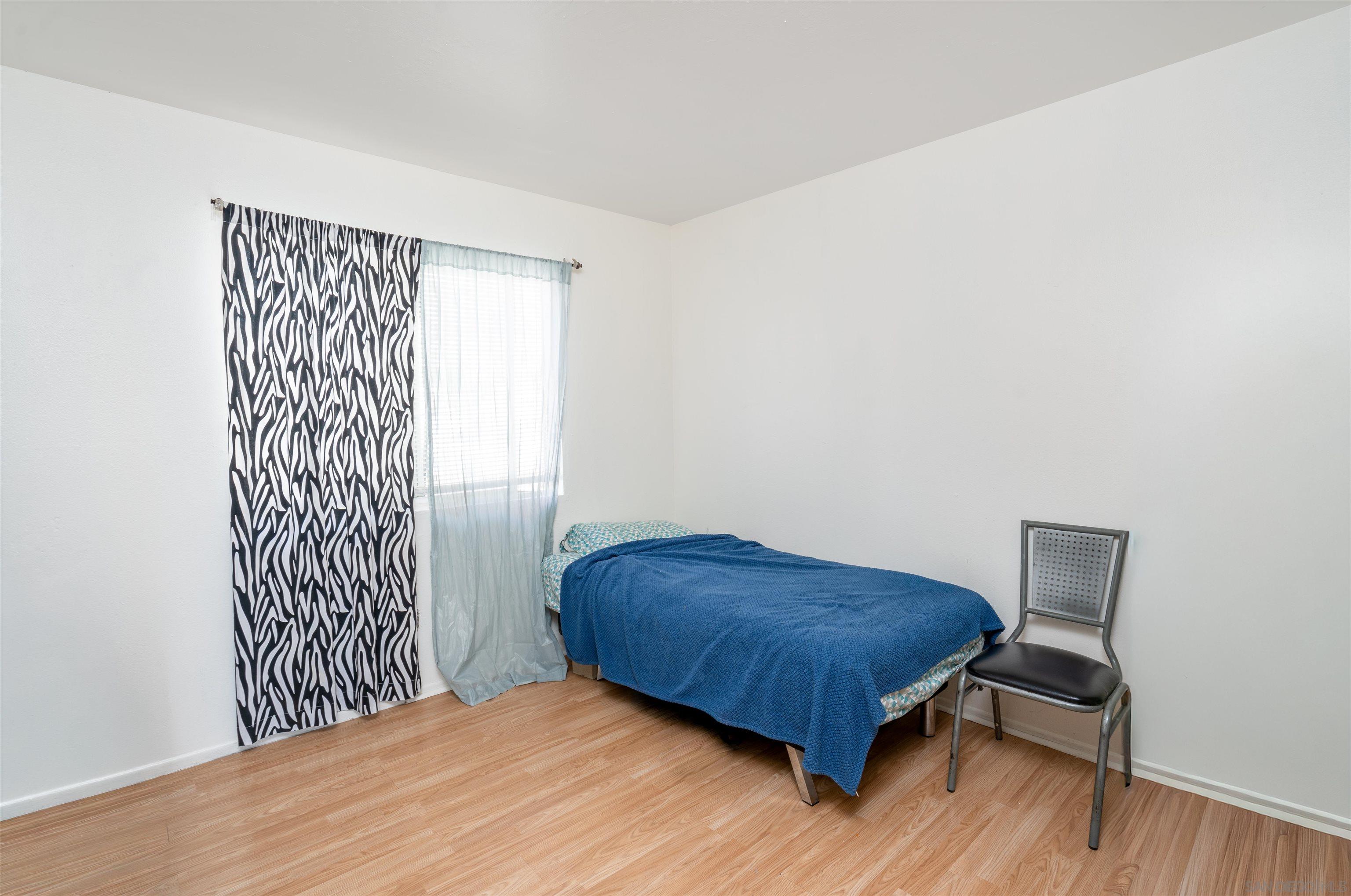 Detail Gallery Image 14 of 24 For 2041  Ardath Ave, Escondido,  CA 92027 - 6 Beds | 3 Baths