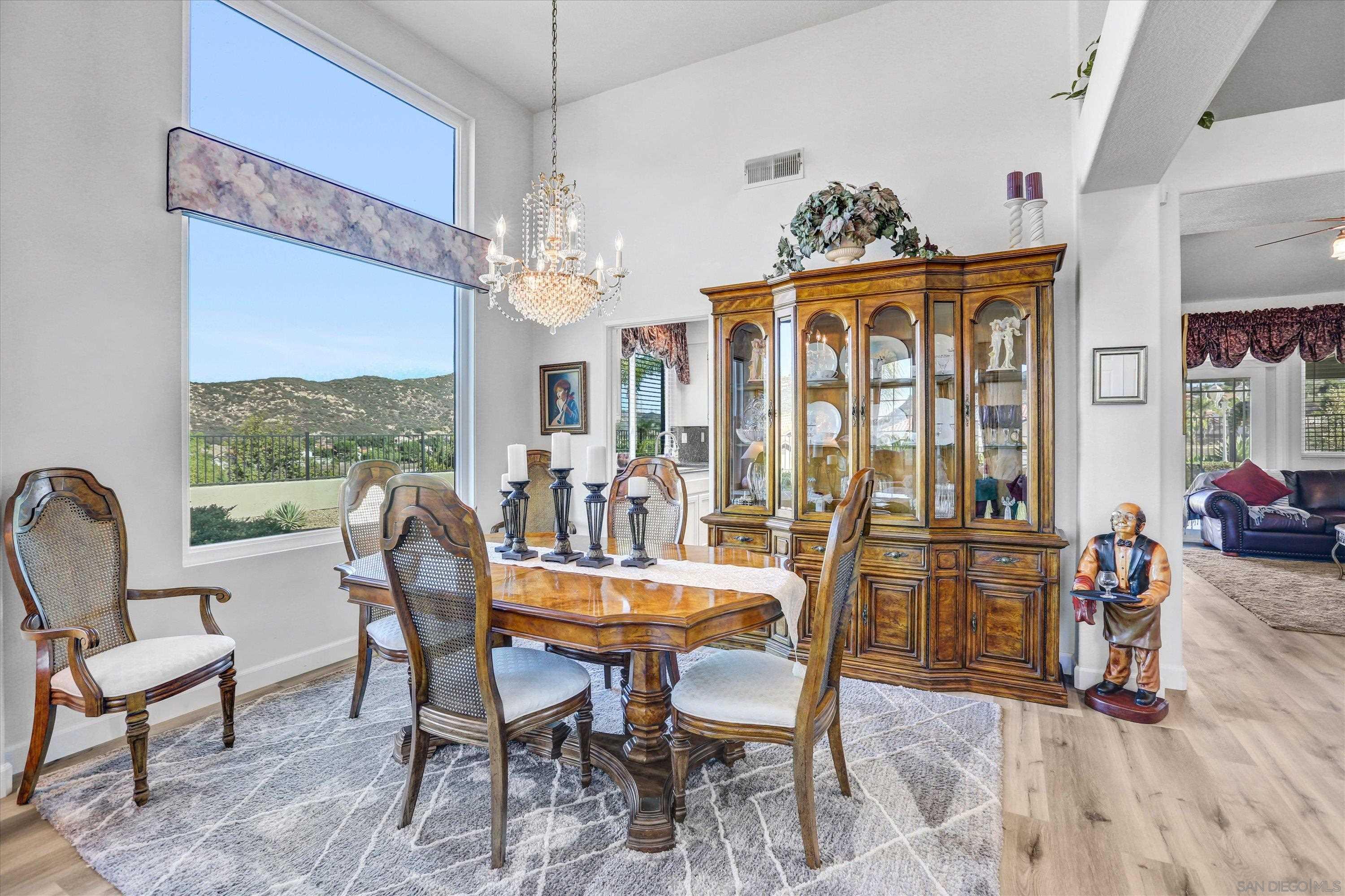 Detail Gallery Image 8 of 33 For 8983  Chestnut Roan Way, Alpine,  CA 91901 - 3 Beds | 2 Baths