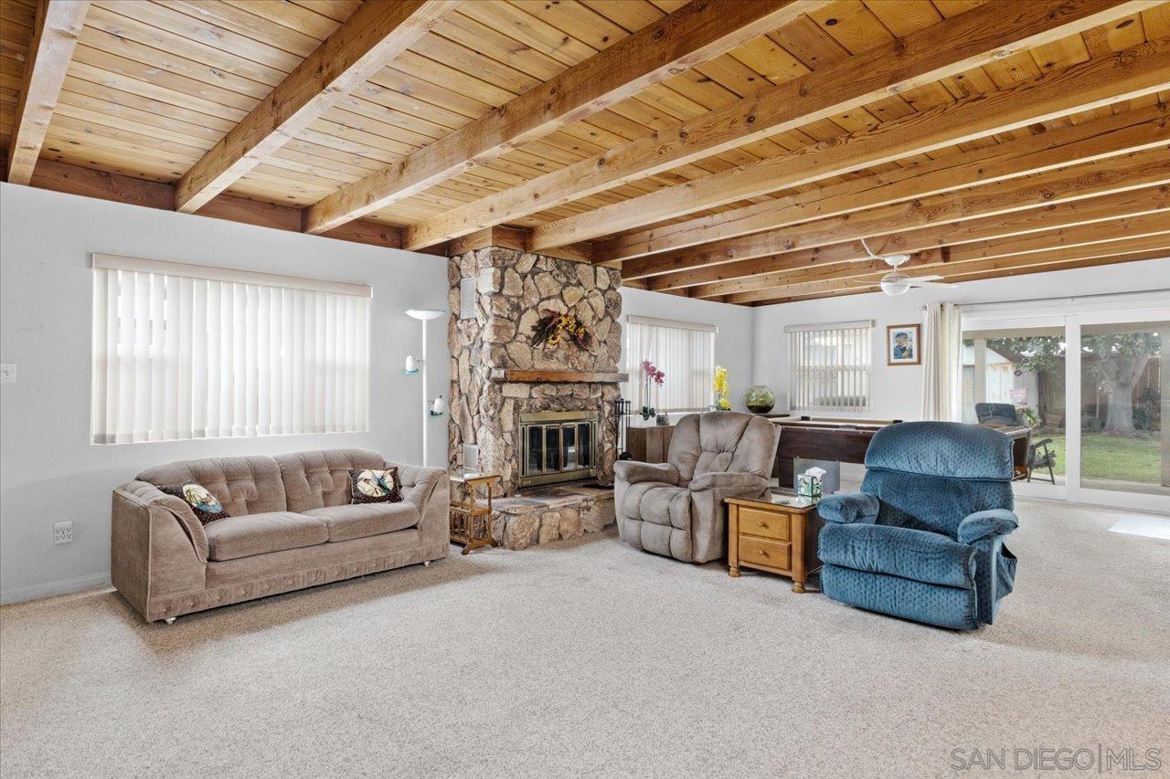 Detail Gallery Image 11 of 35 For 4843  Lehrer Dr, San Diego,  CA 92117 - 5 Beds | 2 Baths