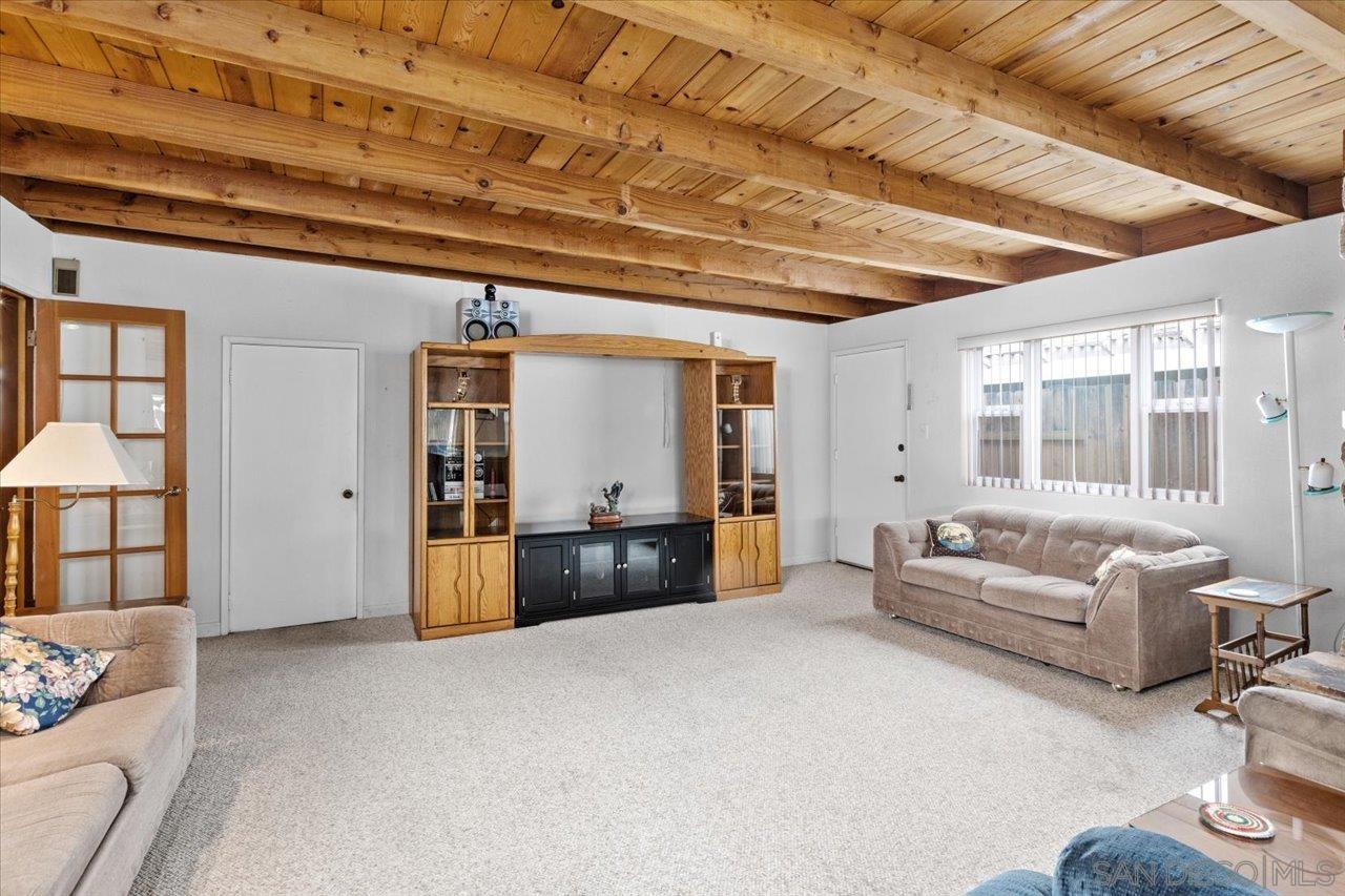 Detail Gallery Image 16 of 35 For 4843  Lehrer Dr, San Diego,  CA 92117 - 5 Beds | 2 Baths