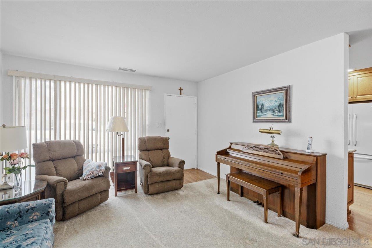 Detail Gallery Image 19 of 35 For 4843  Lehrer Dr, San Diego,  CA 92117 - 5 Beds | 2 Baths