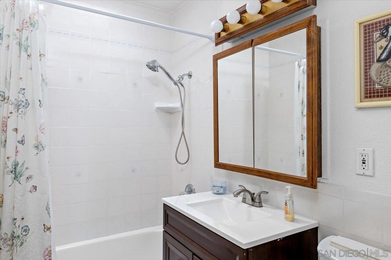 Detail Gallery Image 26 of 35 For 4843  Lehrer Dr, San Diego,  CA 92117 - 5 Beds | 2 Baths