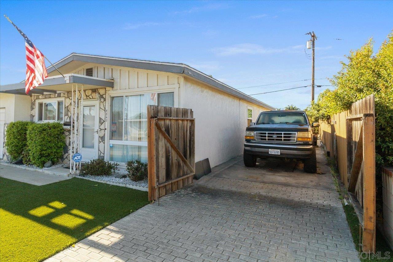 Detail Gallery Image 29 of 35 For 4843  Lehrer Dr, San Diego,  CA 92117 - 5 Beds | 2 Baths