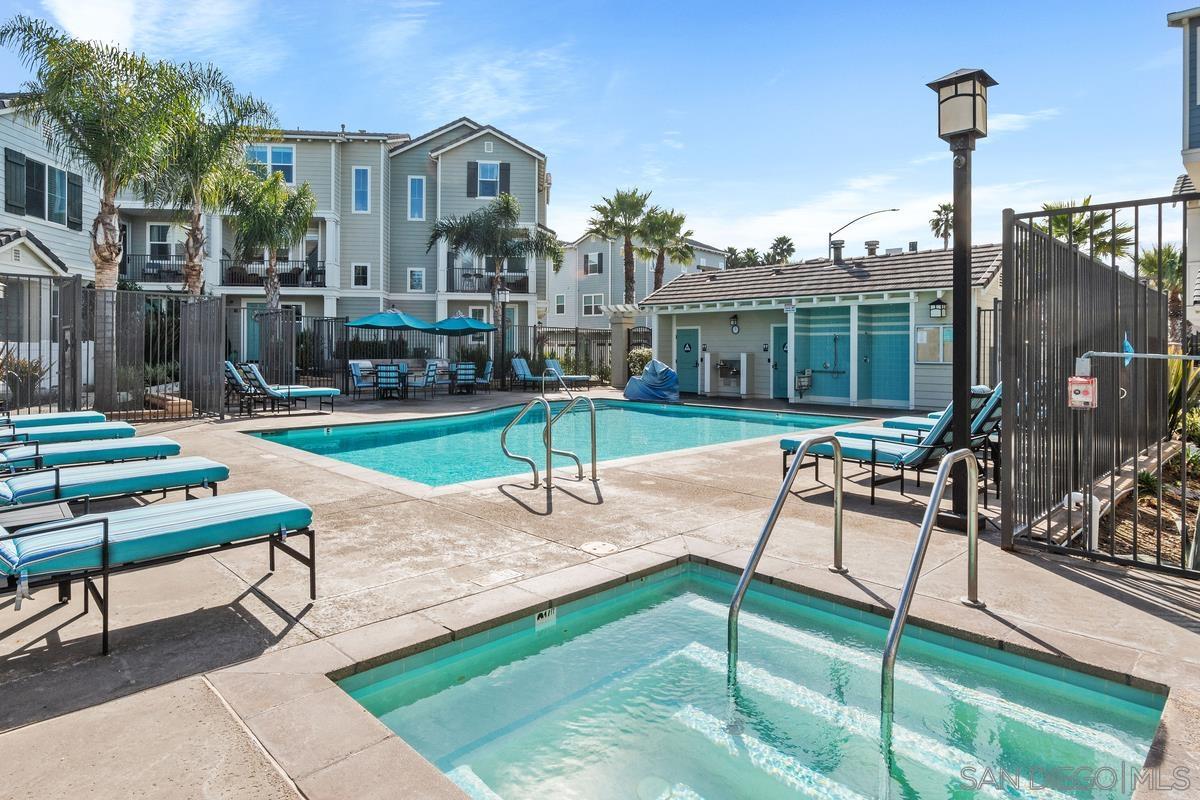 Detail Gallery Image 24 of 25 For 513  Sanderling, Imperial Beach,  CA 91932 - 2 Beds | 2/1 Baths