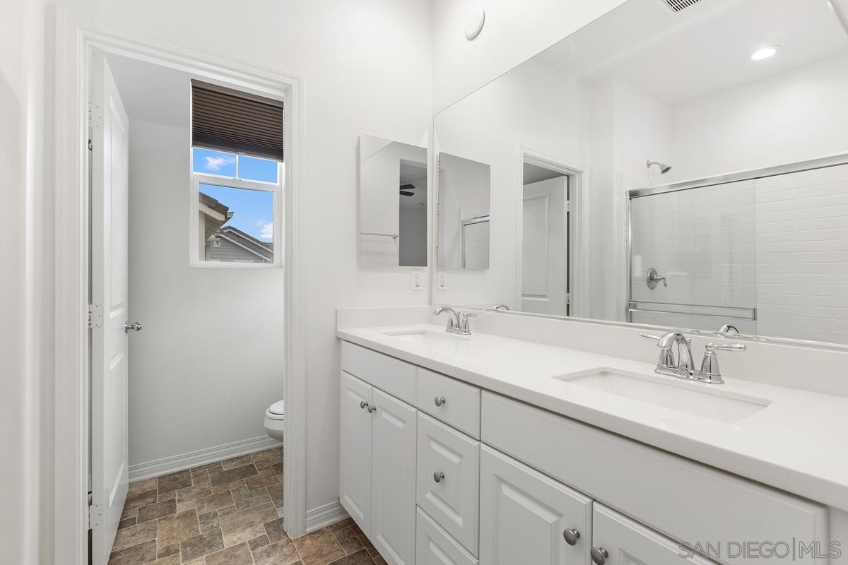 Detail Gallery Image 10 of 25 For 513  Sanderling, Imperial Beach,  CA 91932 - 2 Beds | 2/1 Baths