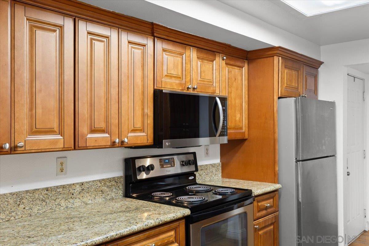 Detail Gallery Image 11 of 30 For 1020 E Washington Ave  #97,  Escondido,  CA 92025 - 2 Beds | 2 Baths