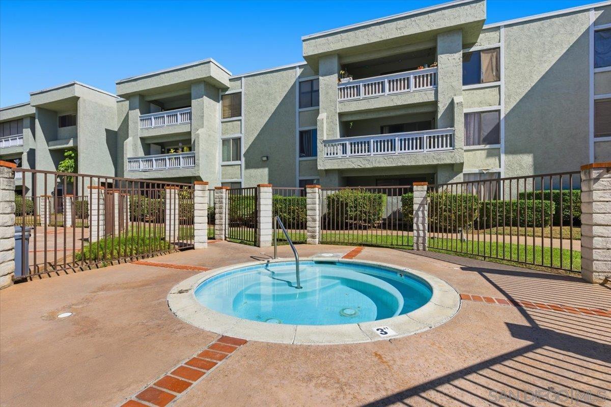 Detail Gallery Image 24 of 30 For 1020 E Washington Ave  #97,  Escondido,  CA 92025 - 2 Beds | 2 Baths