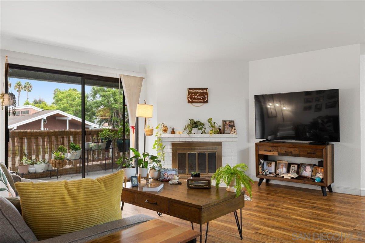 Detail Gallery Image 4 of 30 For 1020 E Washington Ave  #97,  Escondido,  CA 92025 - 2 Beds | 2 Baths