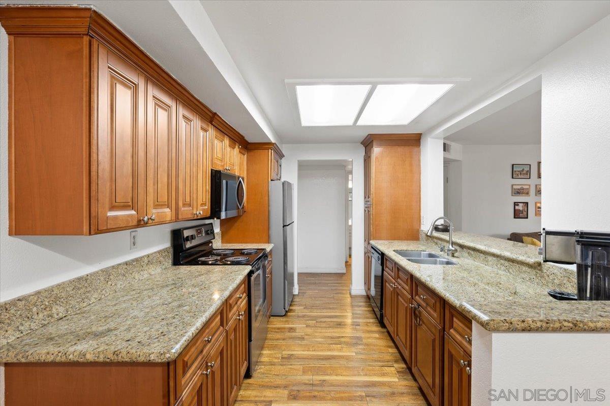 Detail Gallery Image 9 of 30 For 1020 E Washington Ave  #97,  Escondido,  CA 92025 - 2 Beds | 2 Baths