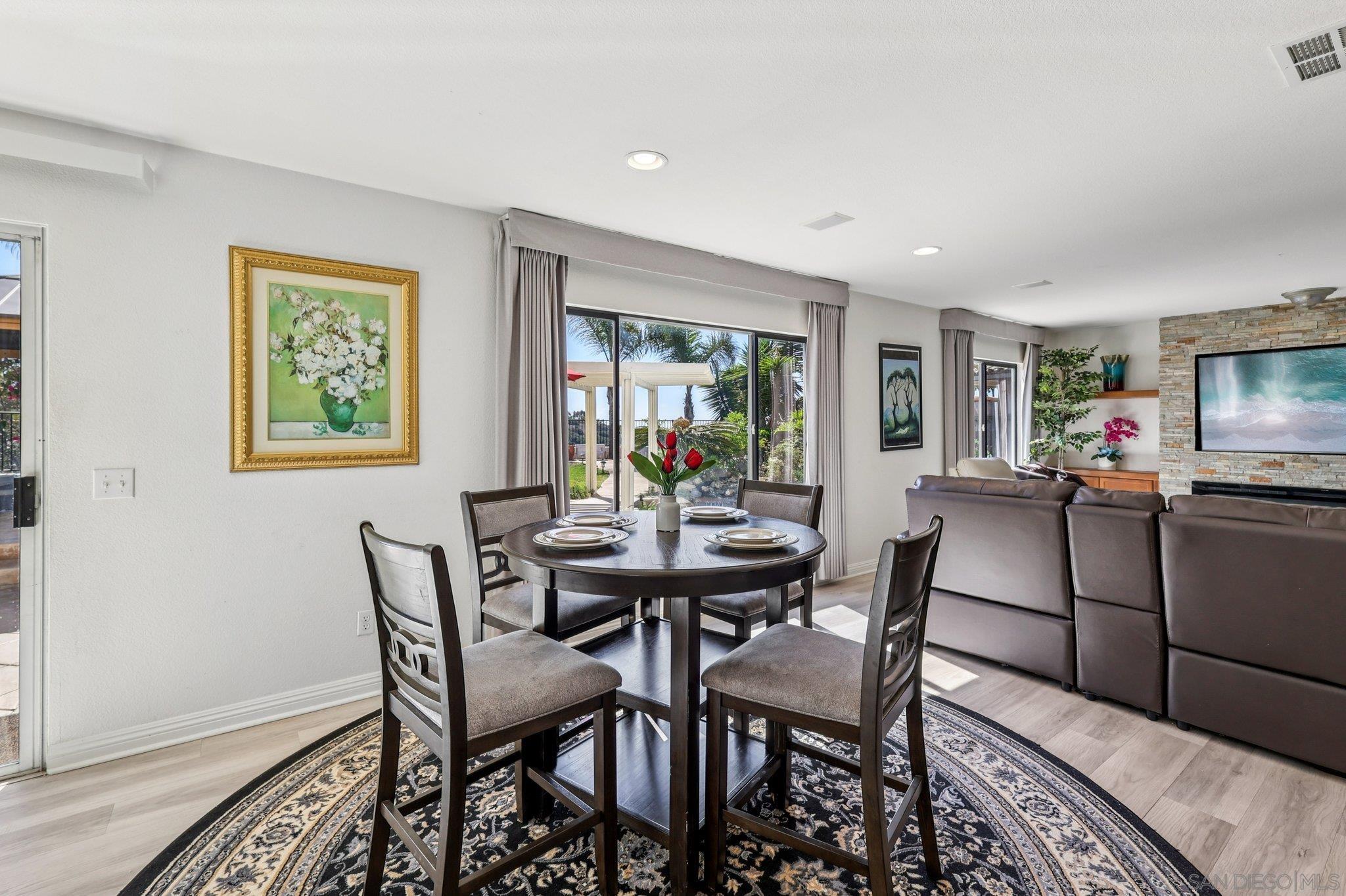 Detail Gallery Image 15 of 75 For 1512  Thomas Pl, Chula Vista,  CA 91911 - 3 Beds | 3/1 Baths
