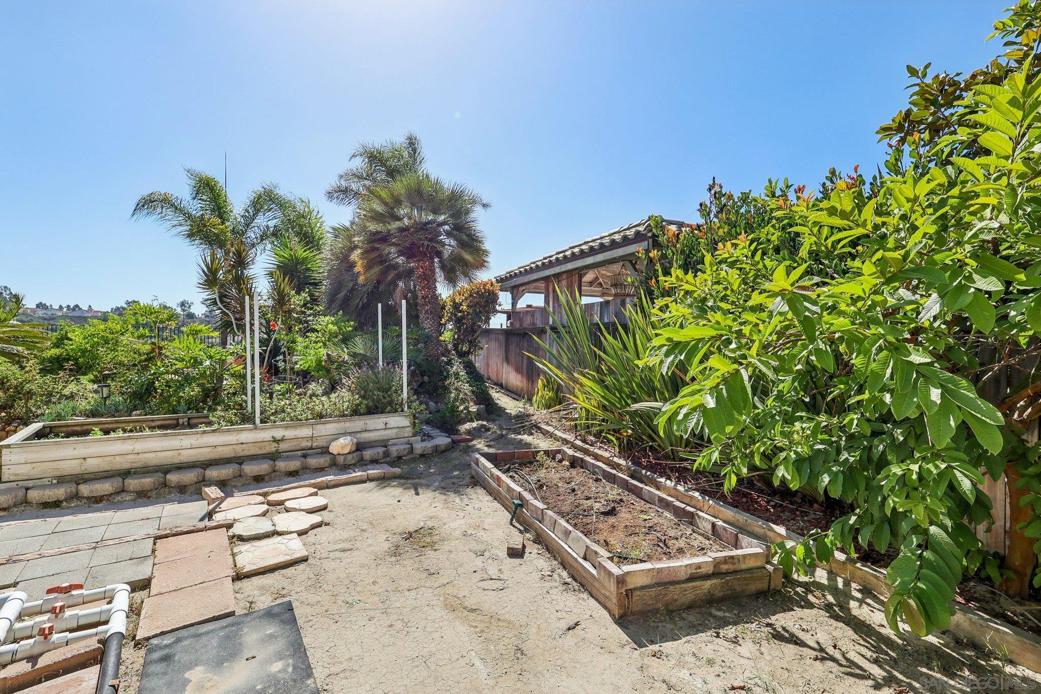 Detail Gallery Image 61 of 75 For 1512  Thomas Pl, Chula Vista,  CA 91911 - 3 Beds | 3/1 Baths