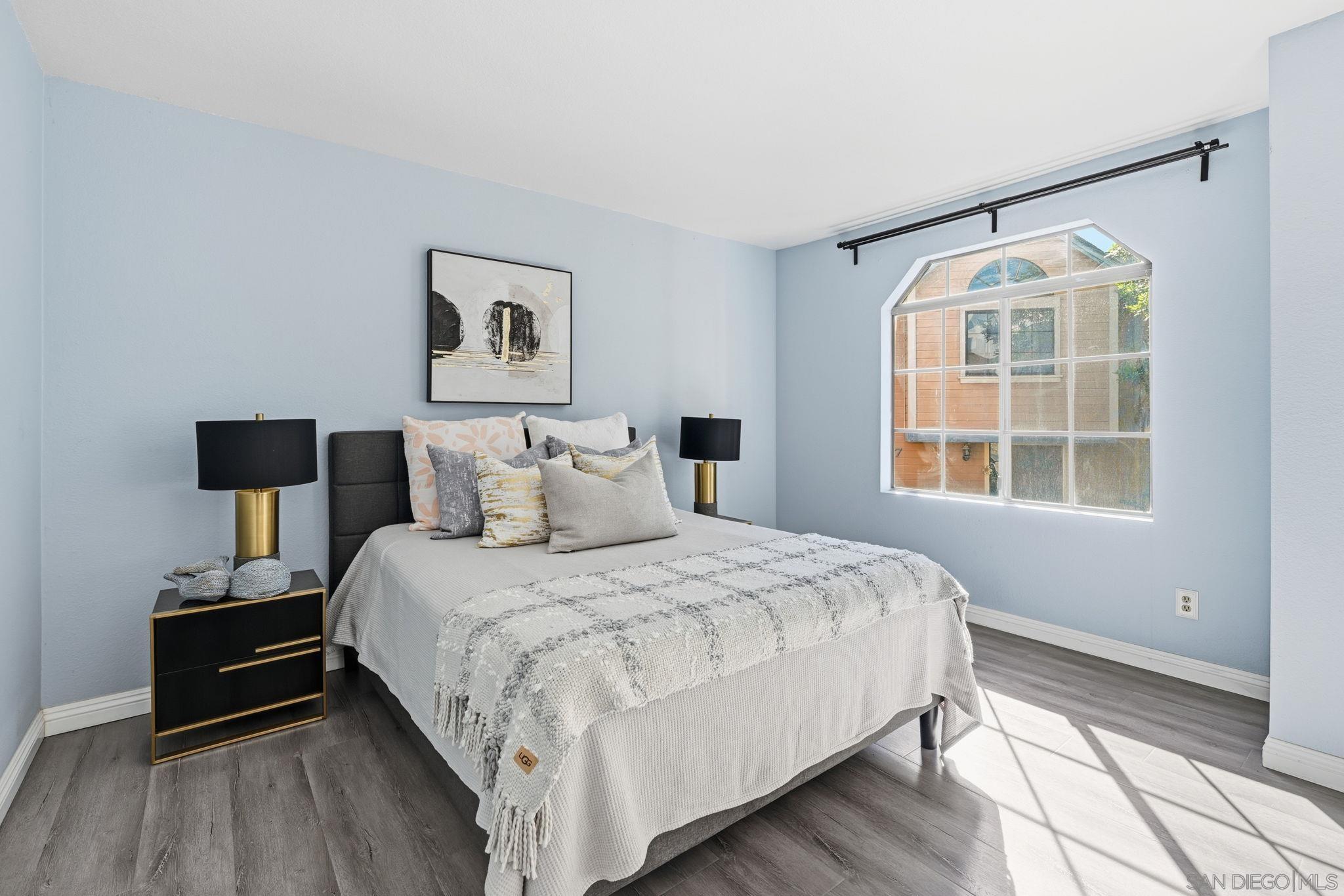 Detail Gallery Image 18 of 36 For 9270  Towne Centre Dr  #31,  San Diego,  CA 92121 - 2 Beds | 2/1 Baths