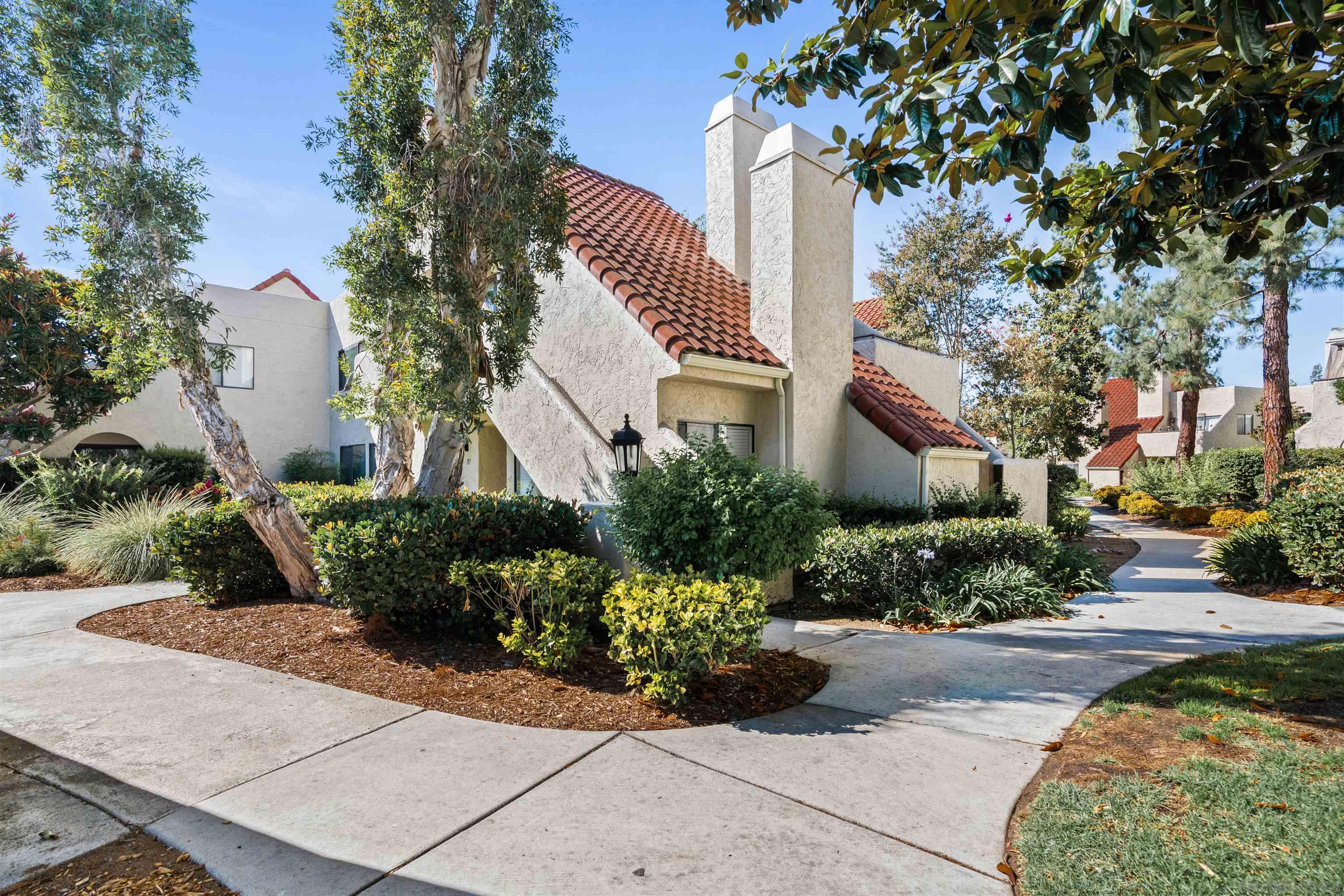 Detail Gallery Image 2 of 41 For 17865  Caminito Pinero  #251,  San Diego,  CA 92128 - 2 Beds | 2 Baths