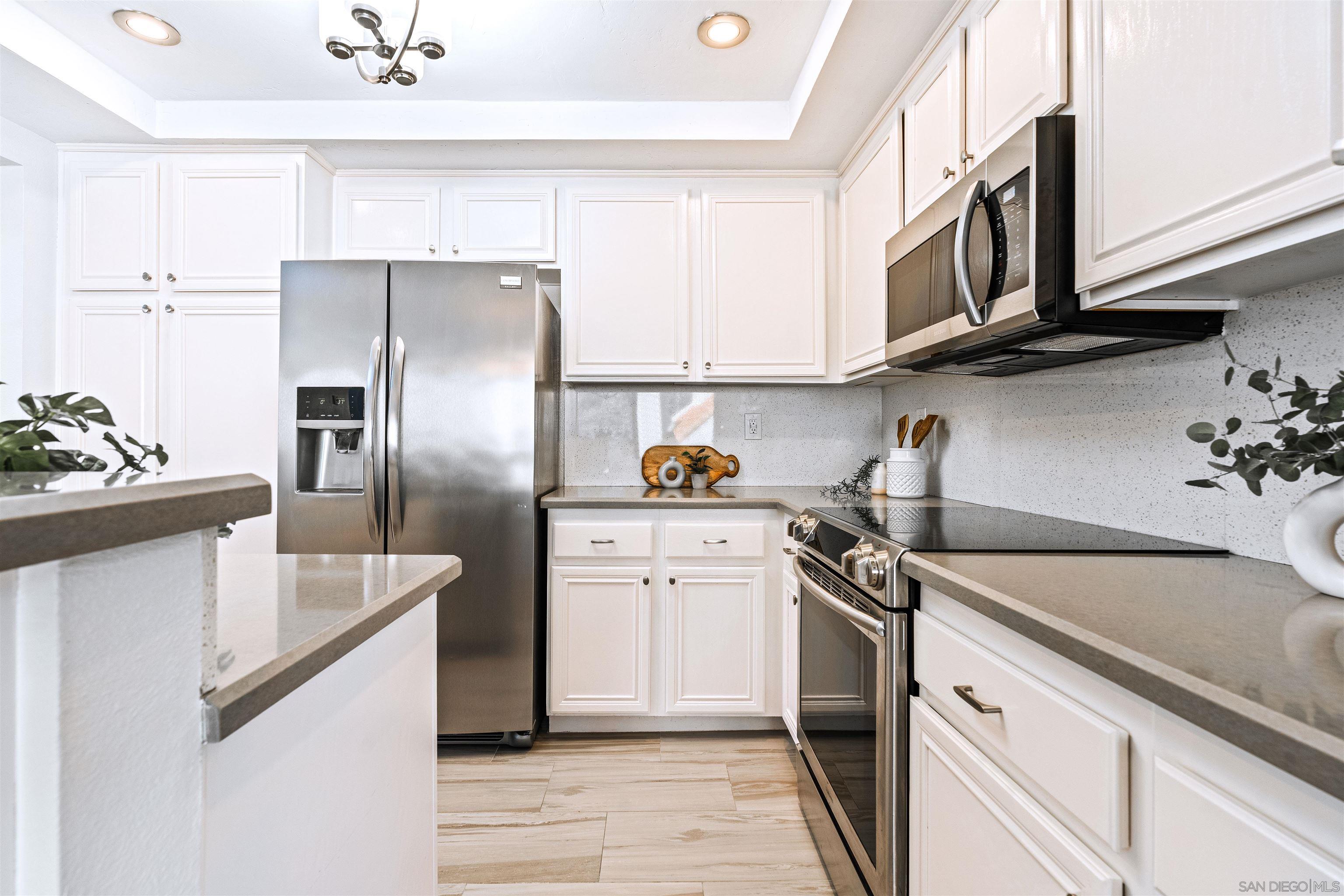 Detail Gallery Image 12 of 41 For 17865  Caminito Pinero  #251,  San Diego,  CA 92128 - 2 Beds | 2 Baths