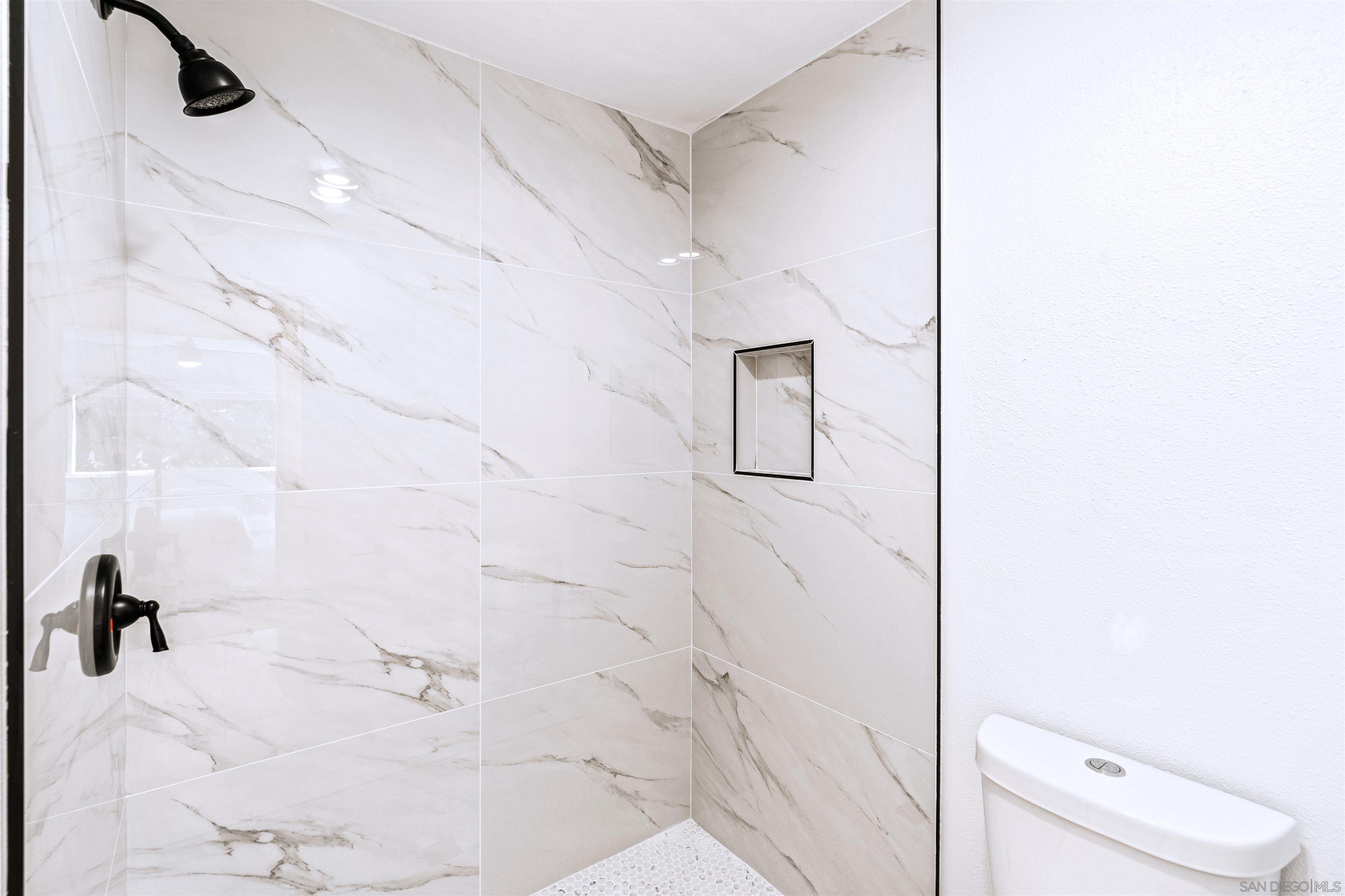 Detail Gallery Image 27 of 41 For 17865  Caminito Pinero  #251,  San Diego,  CA 92128 - 2 Beds | 2 Baths