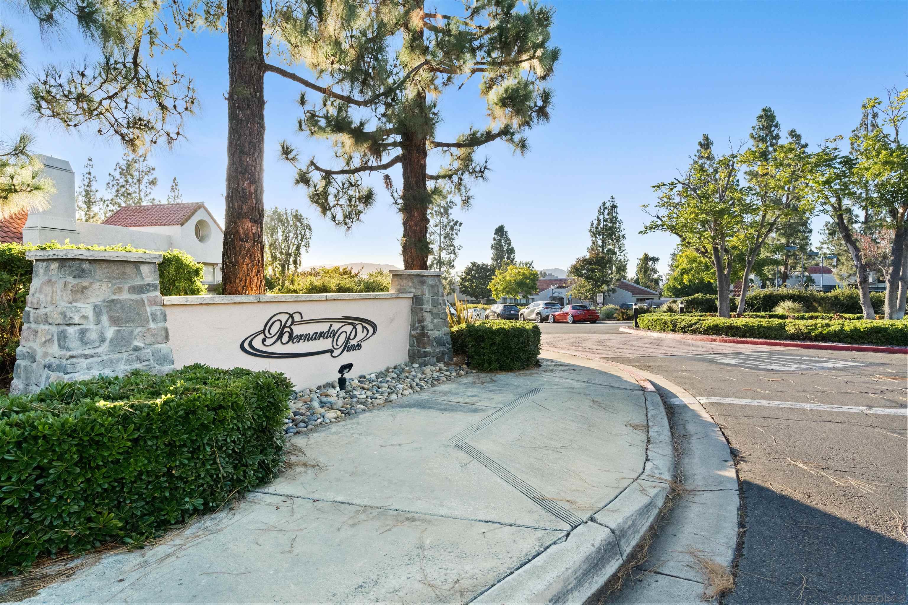 Detail Gallery Image 34 of 41 For 17865  Caminito Pinero  #251,  San Diego,  CA 92128 - 2 Beds | 2 Baths