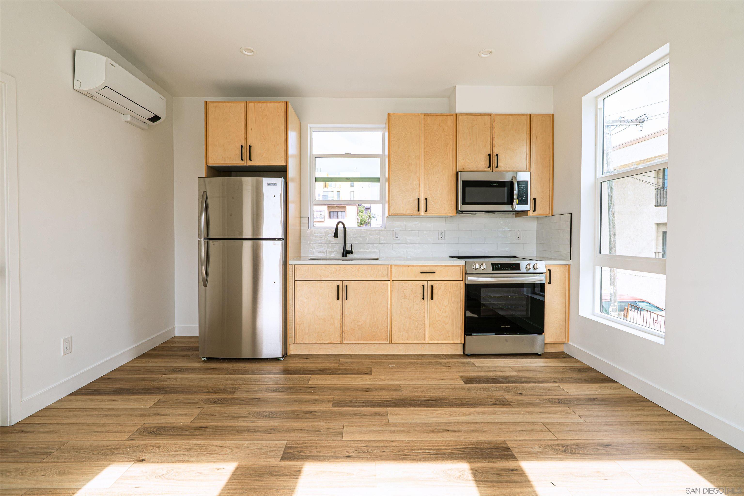 Detail Gallery Image 47 of 75 For 2945-47  B St, San Diego,  CA 92102 - – Beds | – Baths