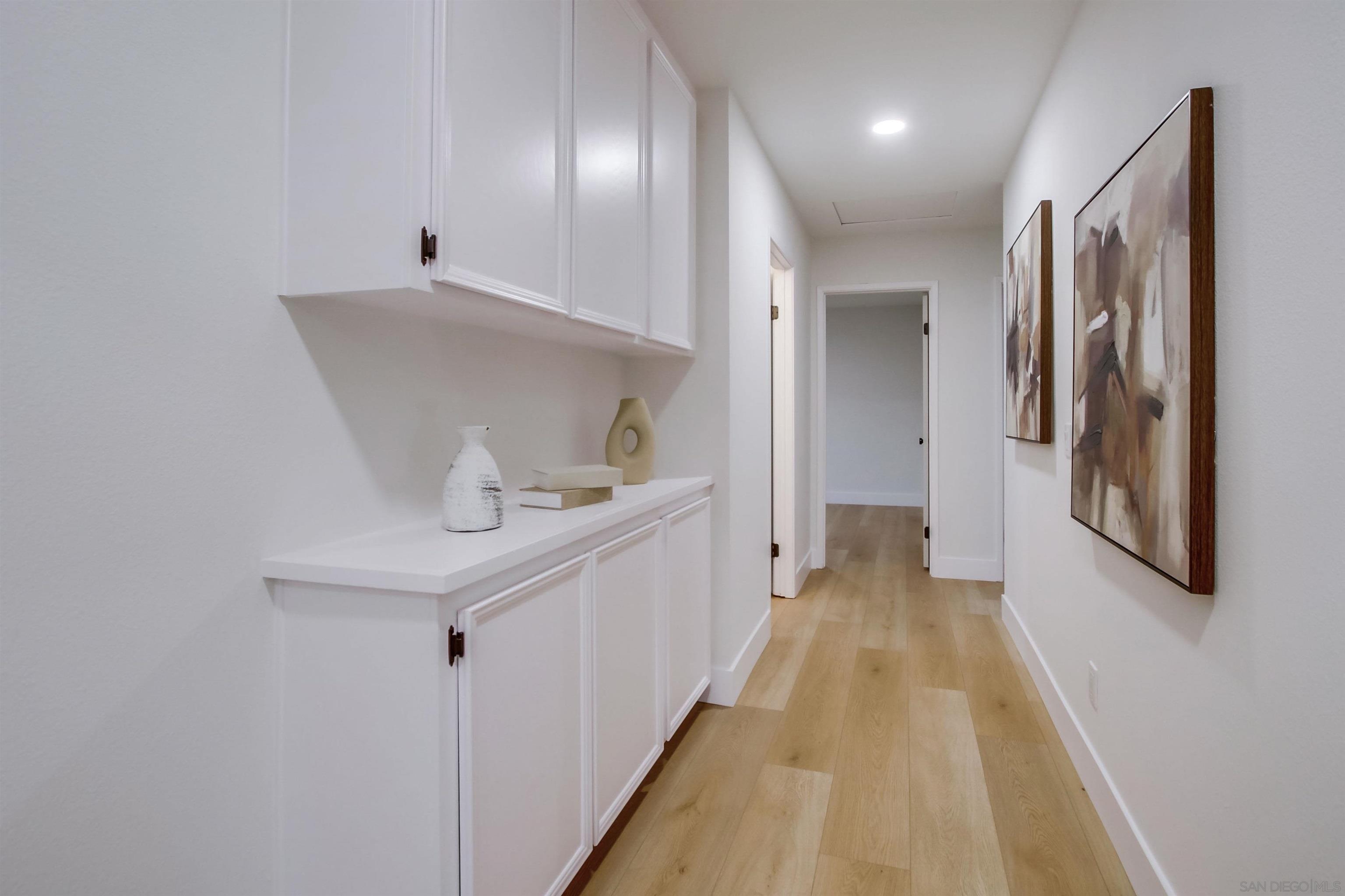 Detail Gallery Image 25 of 58 For 13856  Paseo Cardiel, San Diego,  CA 92129 - 4 Beds | 2/1 Baths