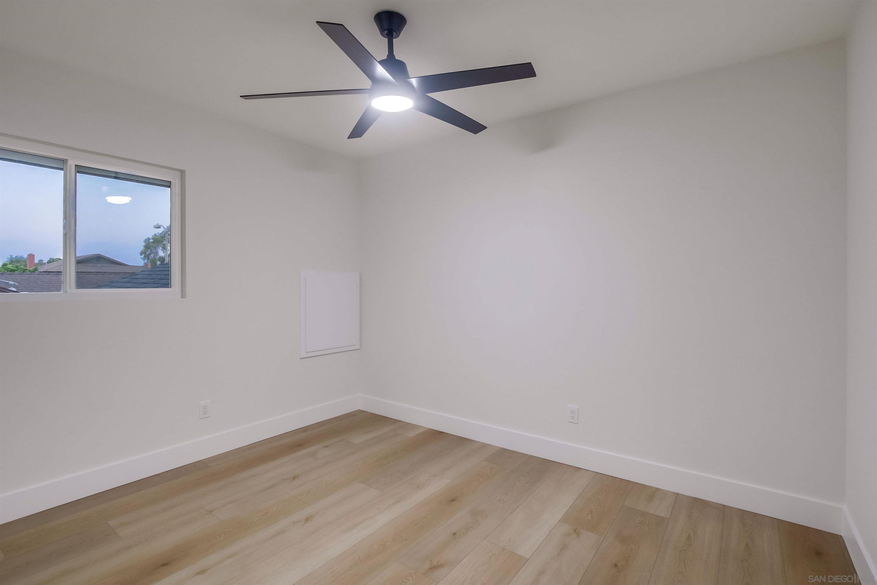 Detail Gallery Image 39 of 58 For 13856  Paseo Cardiel, San Diego,  CA 92129 - 4 Beds | 2/1 Baths