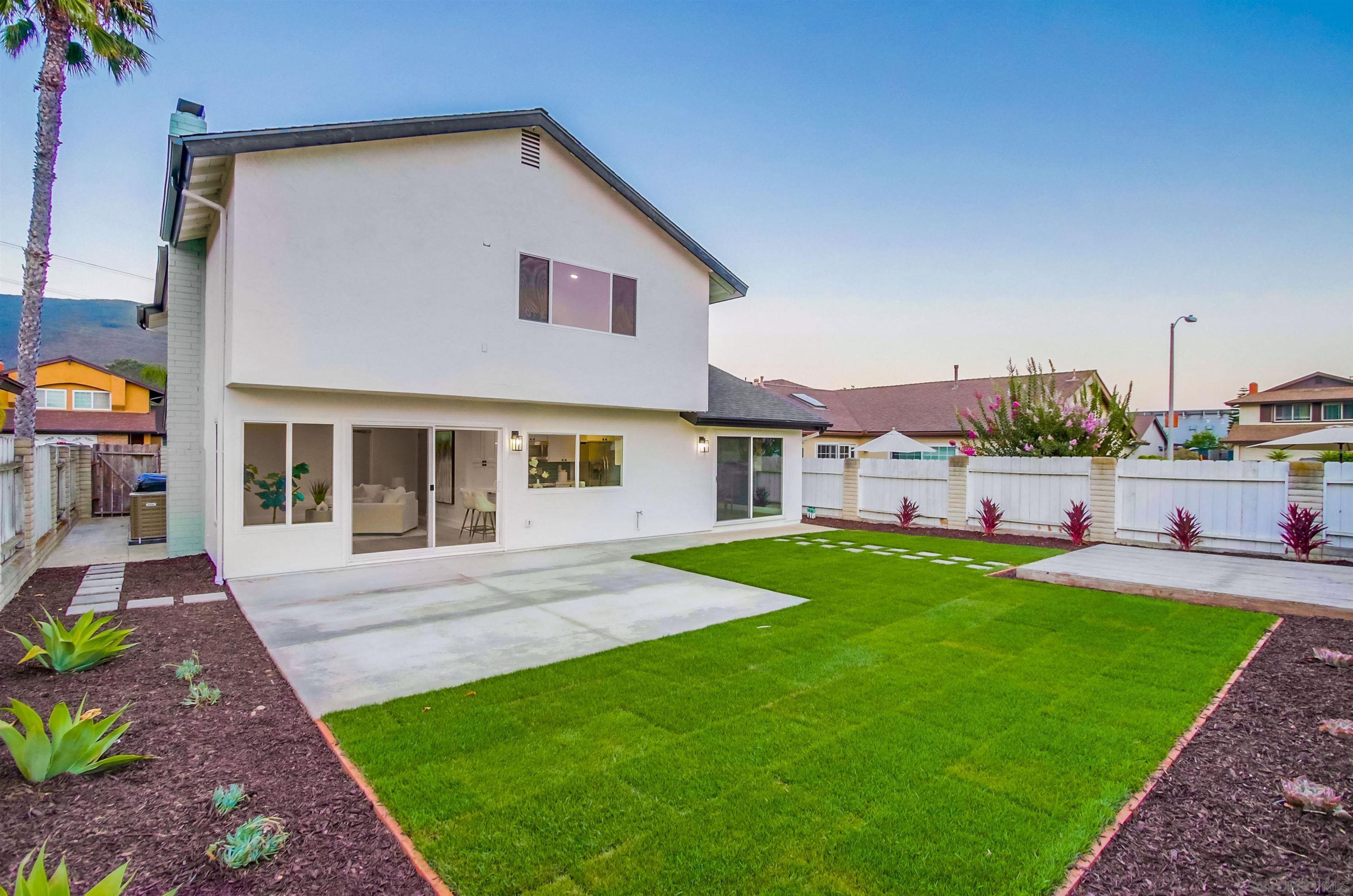 Detail Gallery Image 56 of 58 For 13856  Paseo Cardiel, San Diego,  CA 92129 - 4 Beds | 2/1 Baths