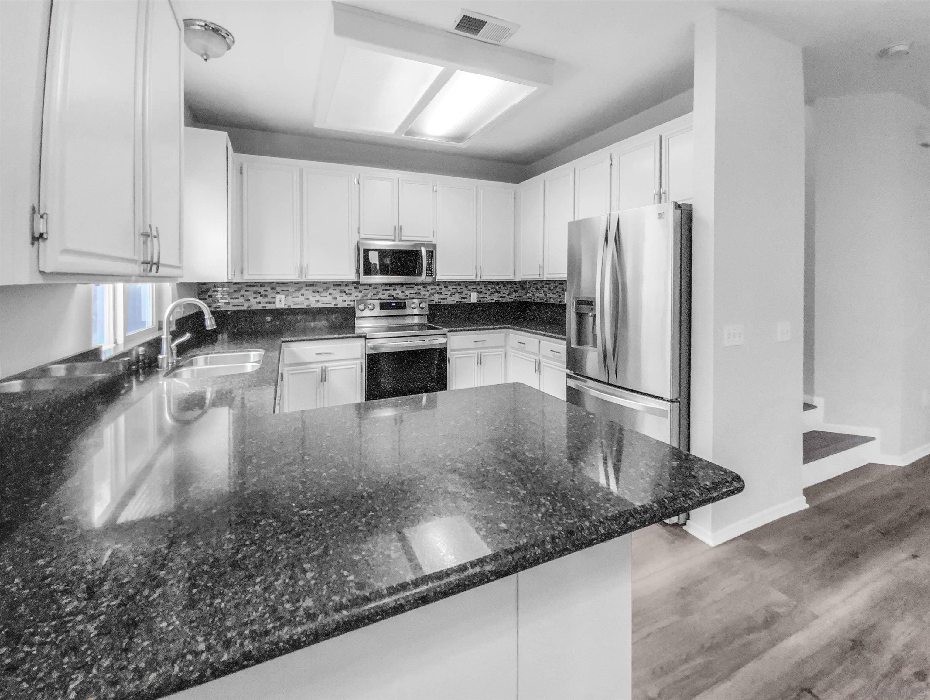 Detail Gallery Image 6 of 17 For 1822  Mcdougal Way, El Cajon,  CA 92021 - 4 Beds | 2/1 Baths