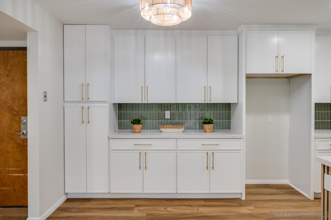 Detail Gallery Image 8 of 30 For 12575  Oaks North Dr.  #220,  San Diego,  CA 92128 - 2 Beds | 2 Baths