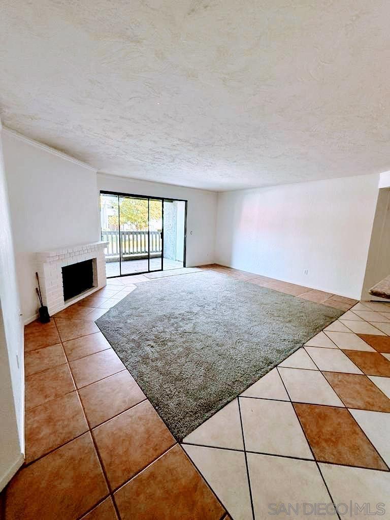 Detail Gallery Image 6 of 22 For 1020 E Washington Ave  #94,  Escondido,  CA 92025 - 2 Beds | 2 Baths