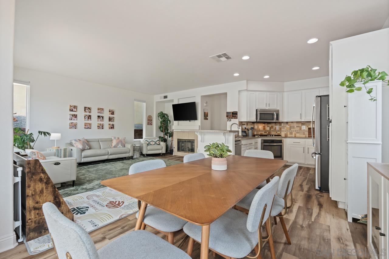 Front Image Thumbnail for SD250041838