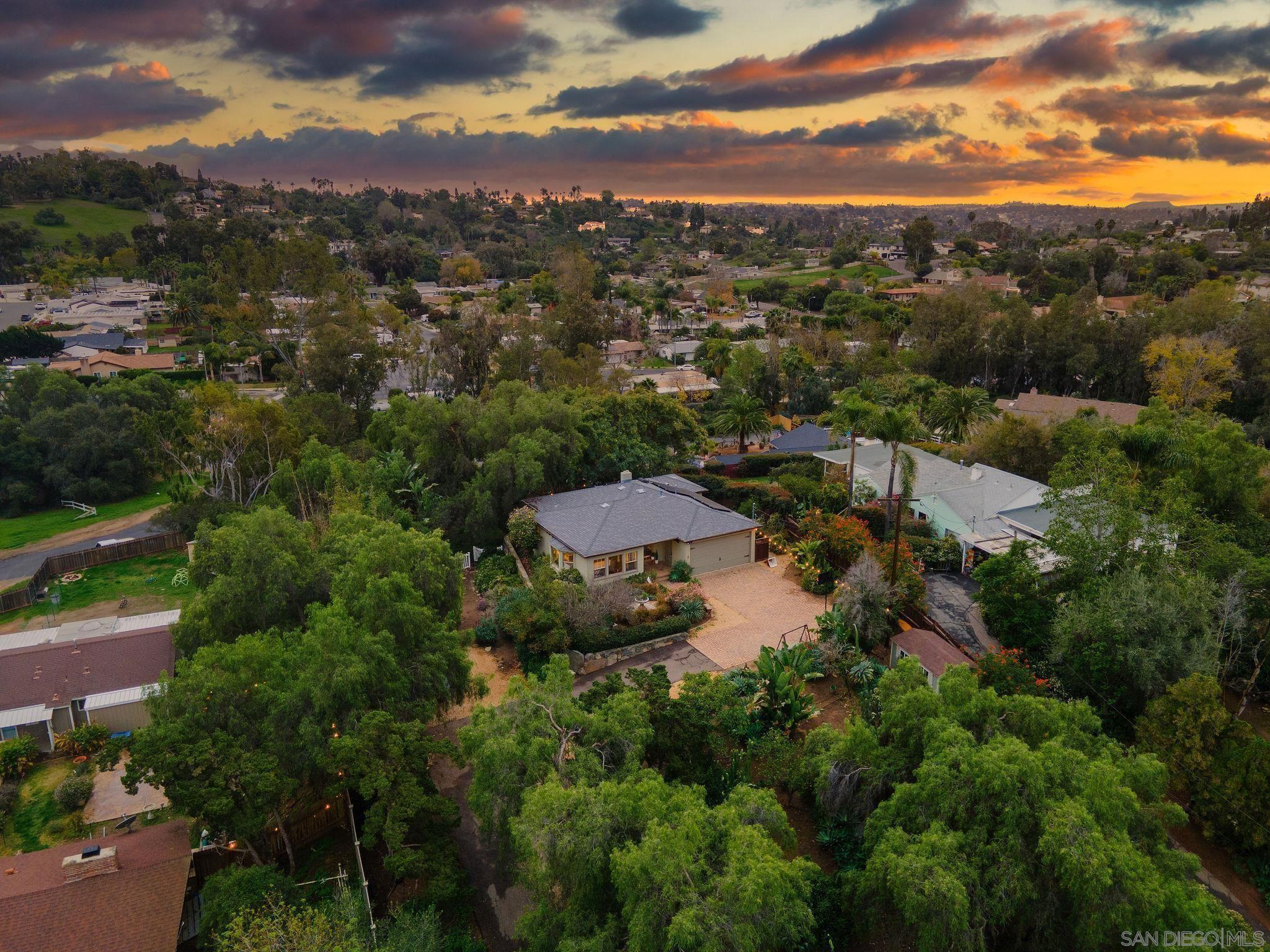 Front Image Thumbnail for SD250041850