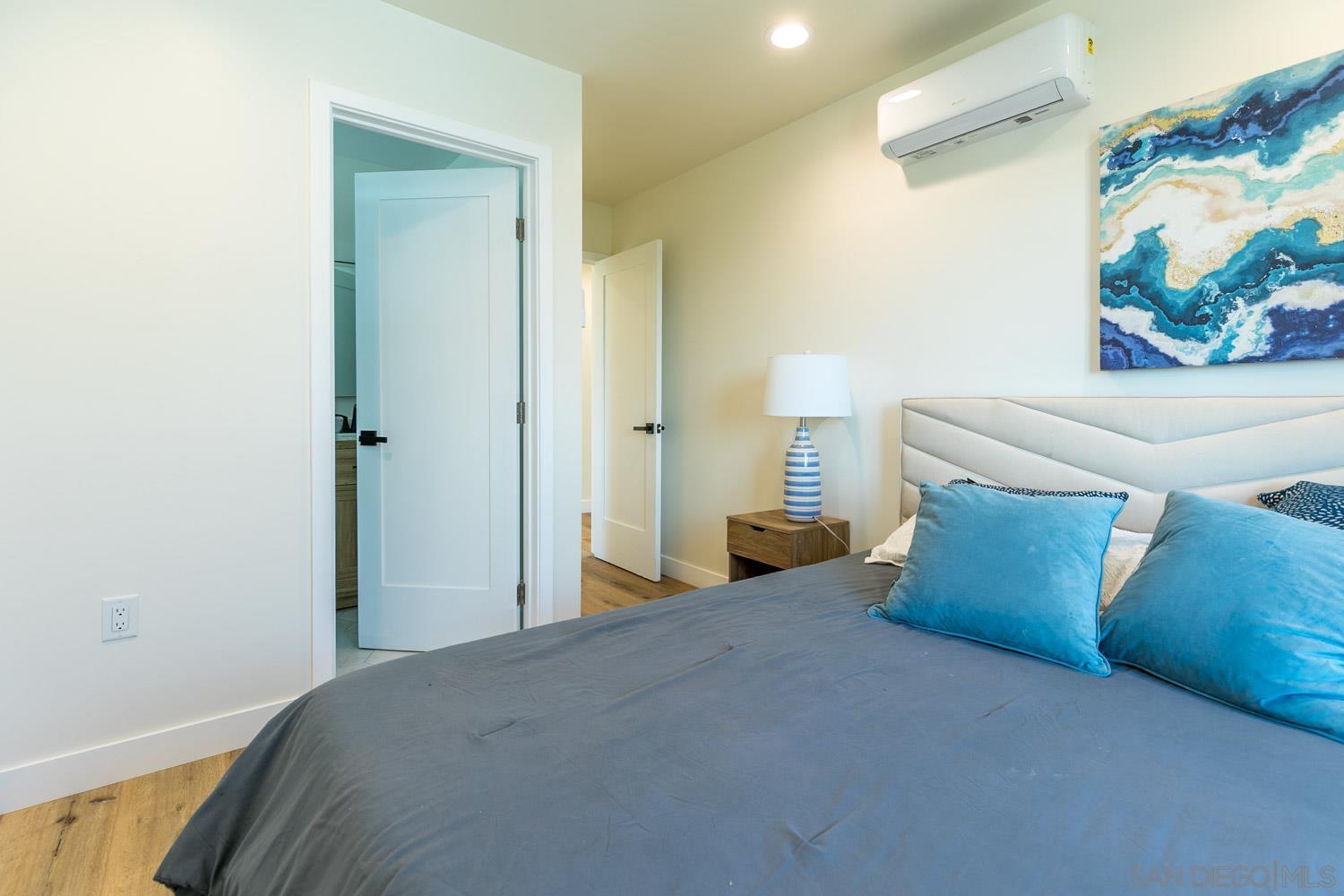 Detail Gallery Image 10 of 19 For 837 S 47th Street, San Diego,  CA 92113 - – Beds | – Baths