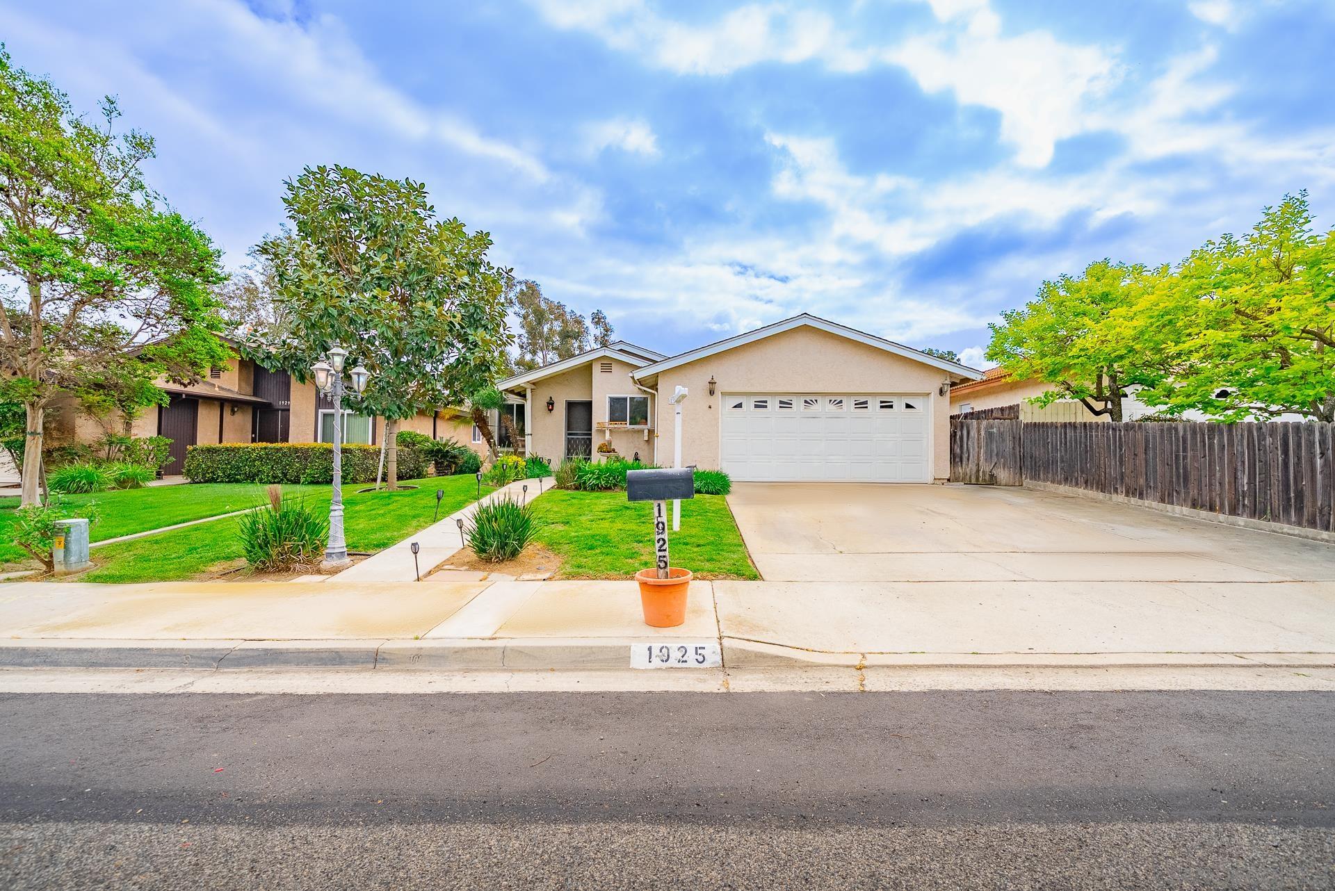 Detail Gallery Image 24 of 42 For 1925  Rock Springs Rd, San Marcos,  CA 92069 - 3 Beds | 2 Baths