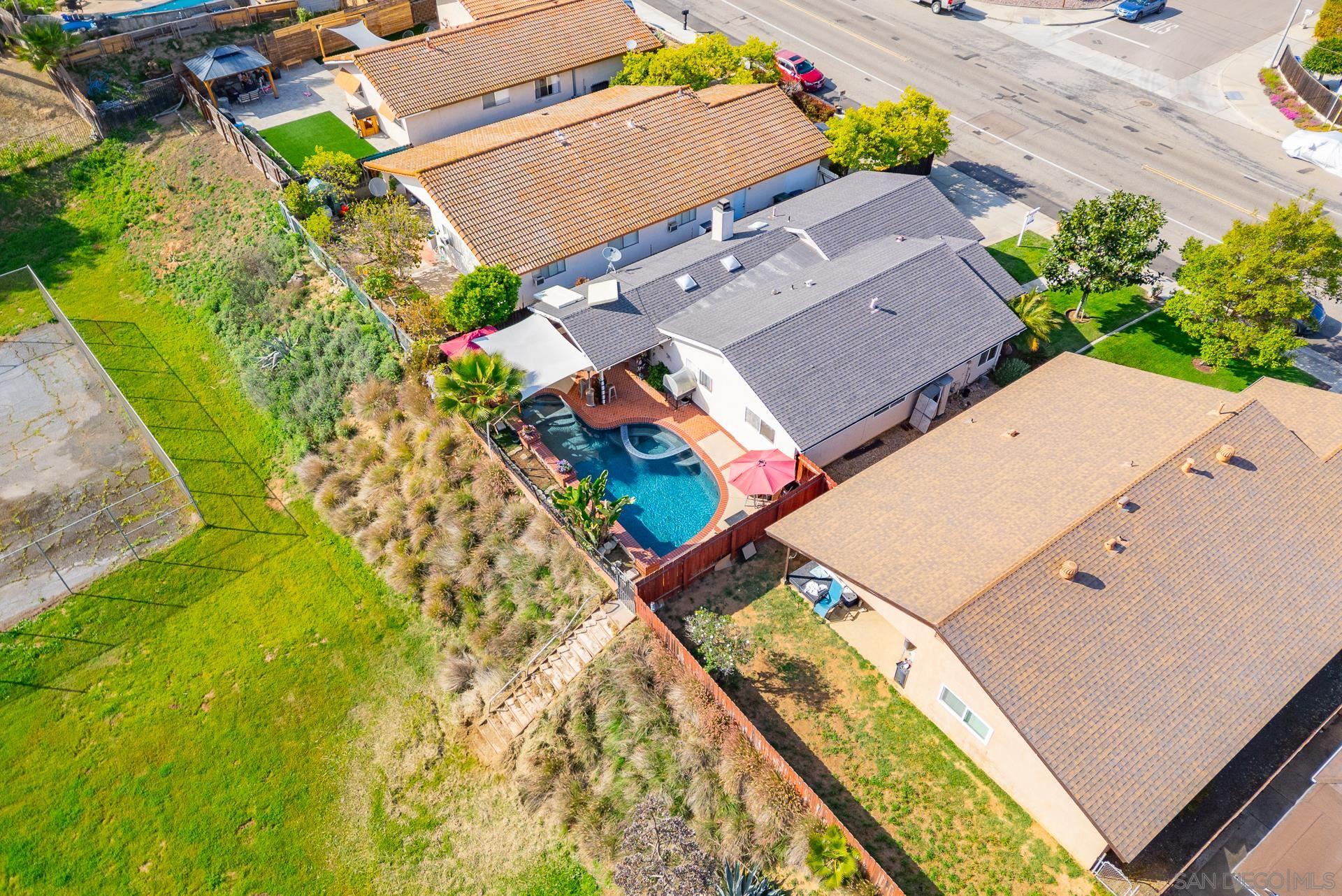 Detail Gallery Image 32 of 42 For 1925  Rock Springs Rd, San Marcos,  CA 92069 - 3 Beds | 2 Baths