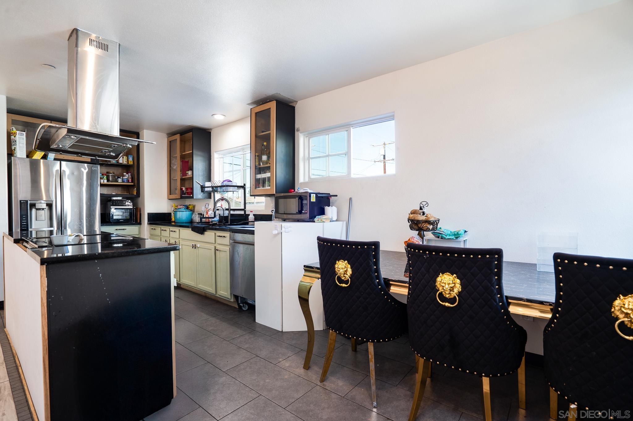 Detail Gallery Image 13 of 35 For 1859-61  Irving Ave, San Diego,  CA 92113 - – Beds | – Baths