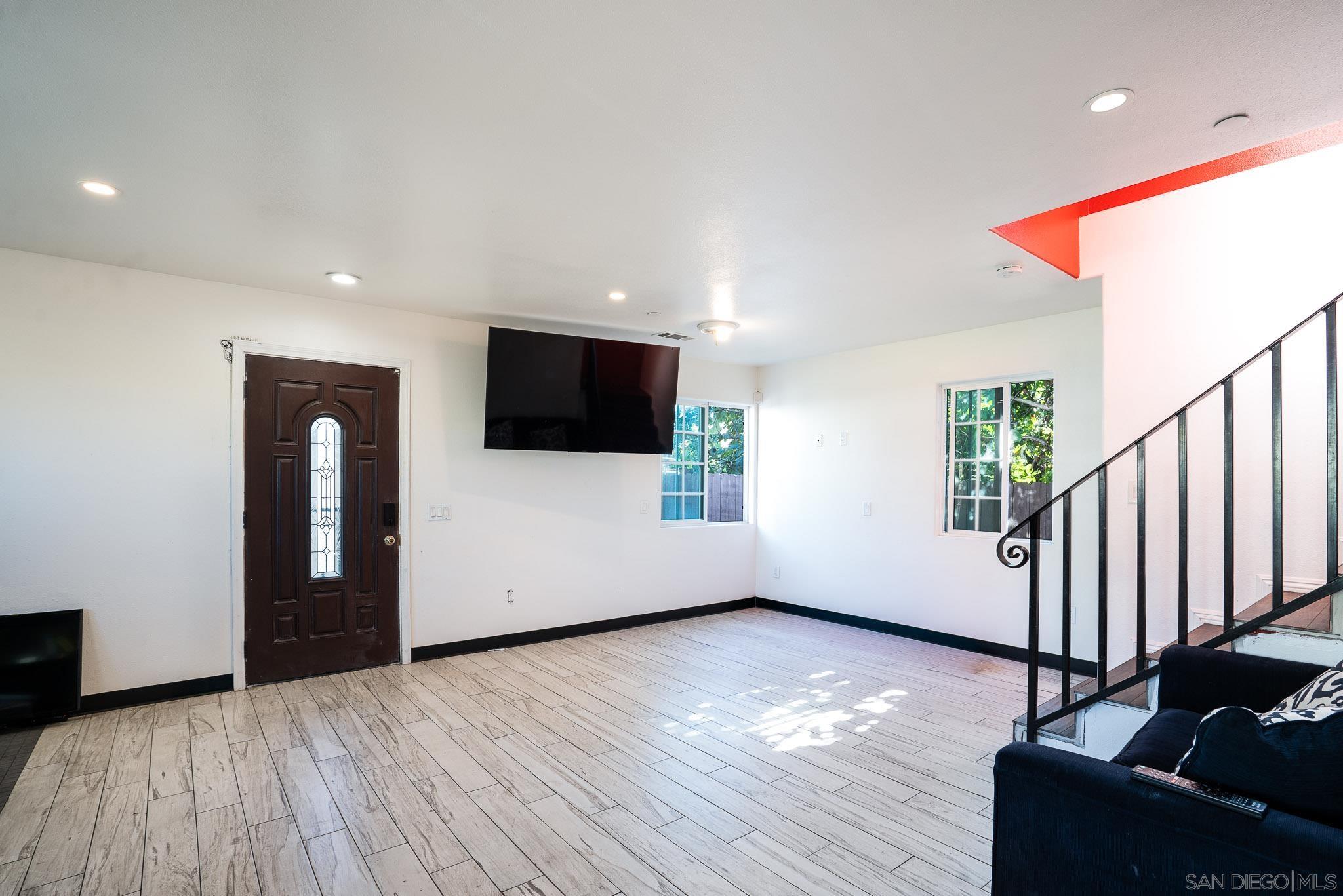 Detail Gallery Image 8 of 35 For 1859-61  Irving Ave, San Diego,  CA 92113 - – Beds | – Baths