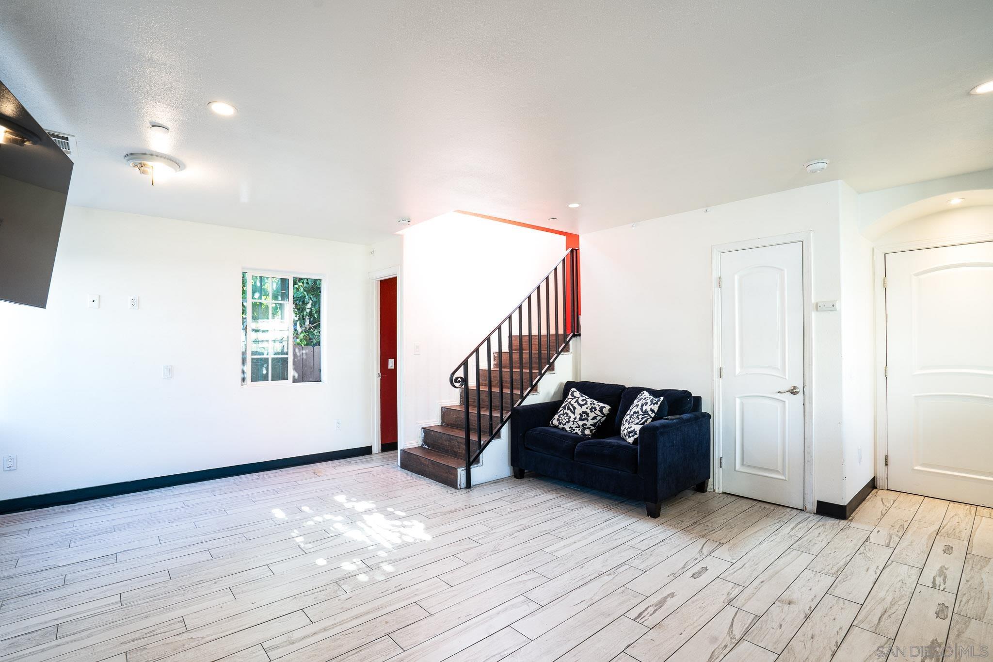 Detail Gallery Image 10 of 35 For 1859-61  Irving Ave, San Diego,  CA 92113 - – Beds | – Baths