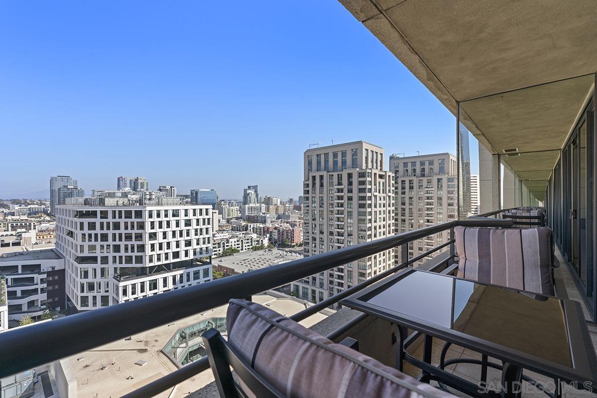 Detail Gallery Image 12 of 66 For 700  Front St  1308, San Diego,  CA 92101 - 1 Beds | 1/1 Baths