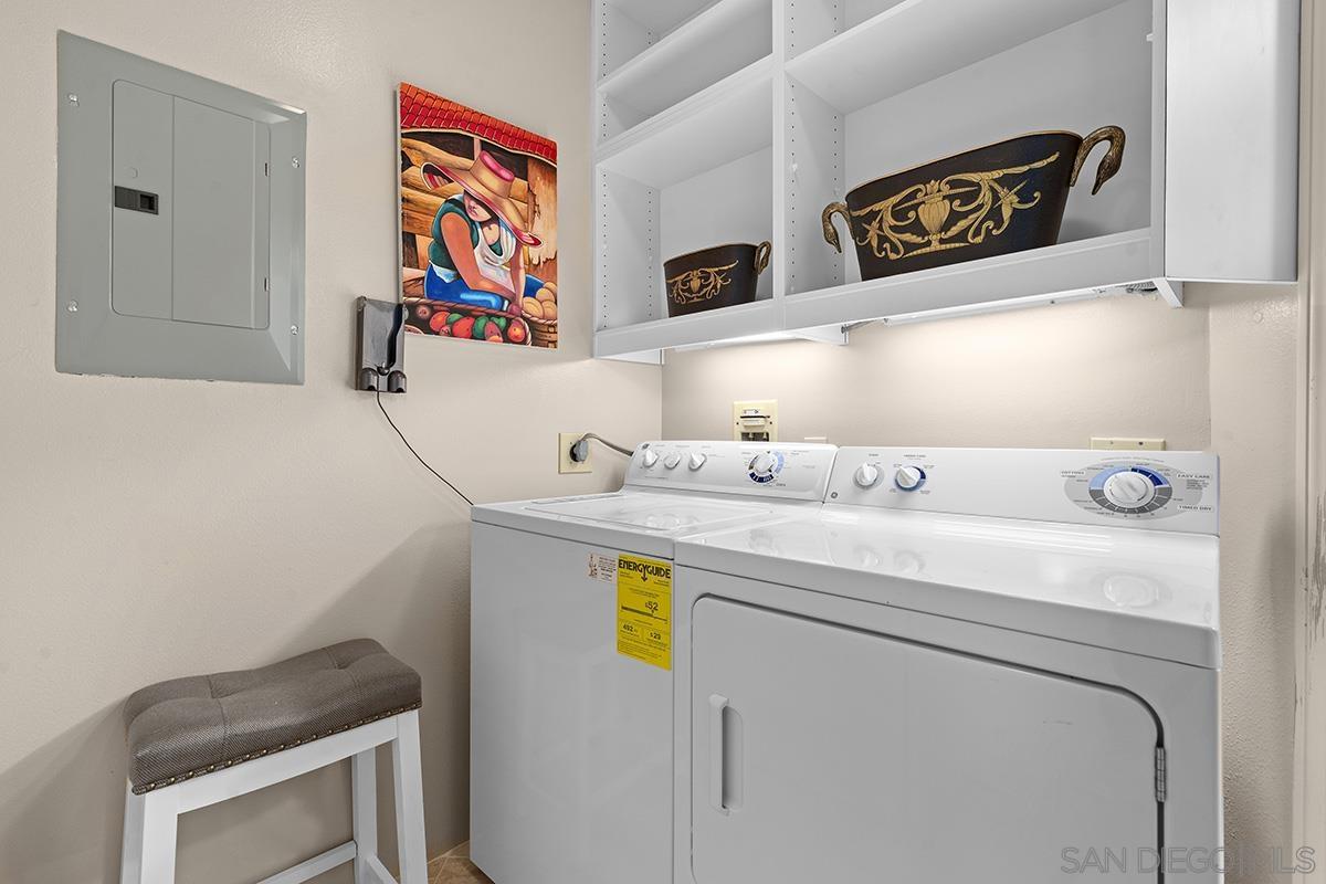 Detail Gallery Image 25 of 66 For 700  Front St  1308, San Diego,  CA 92101 - 1 Beds | 1/1 Baths