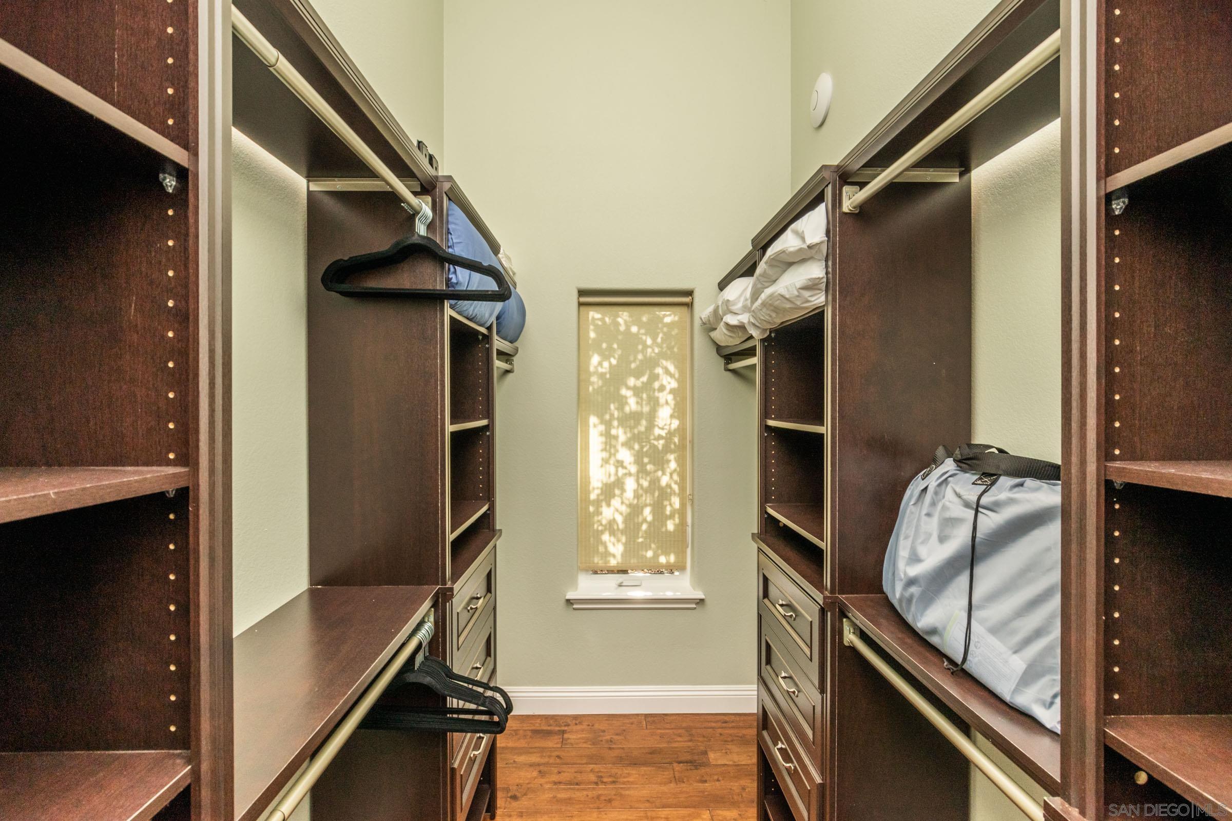 Detail Gallery Image 28 of 64 For 2340  Lomica Pl, Escondido,  CA 92029 - 6 Beds | 4 Baths