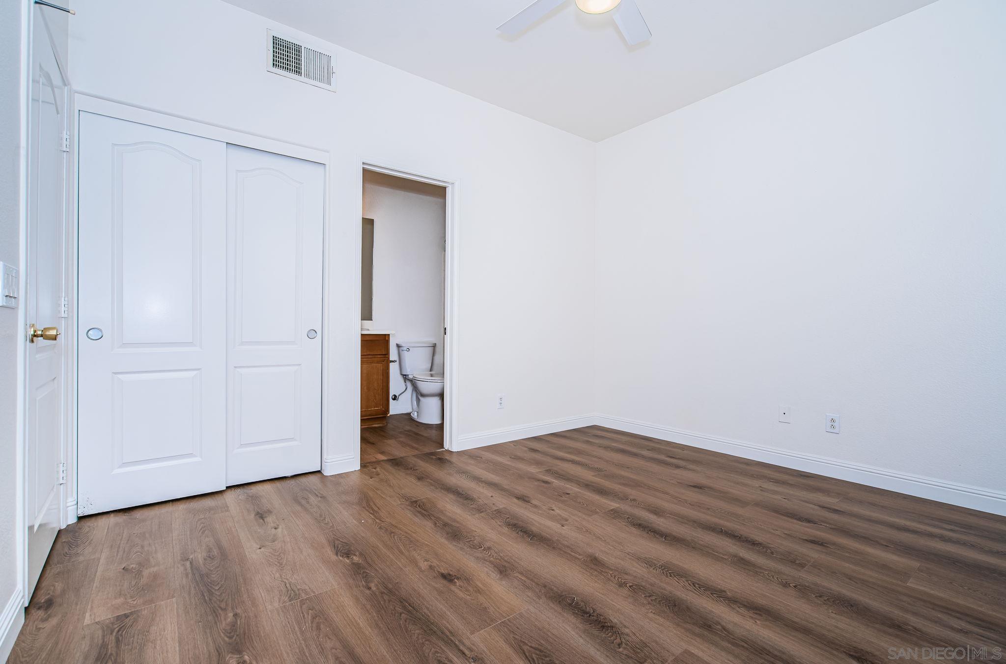 Detail Gallery Image 17 of 27 For 762  Broadway  34, Chula Vista,  CA 91910 - 3 Beds | 3/1 Baths