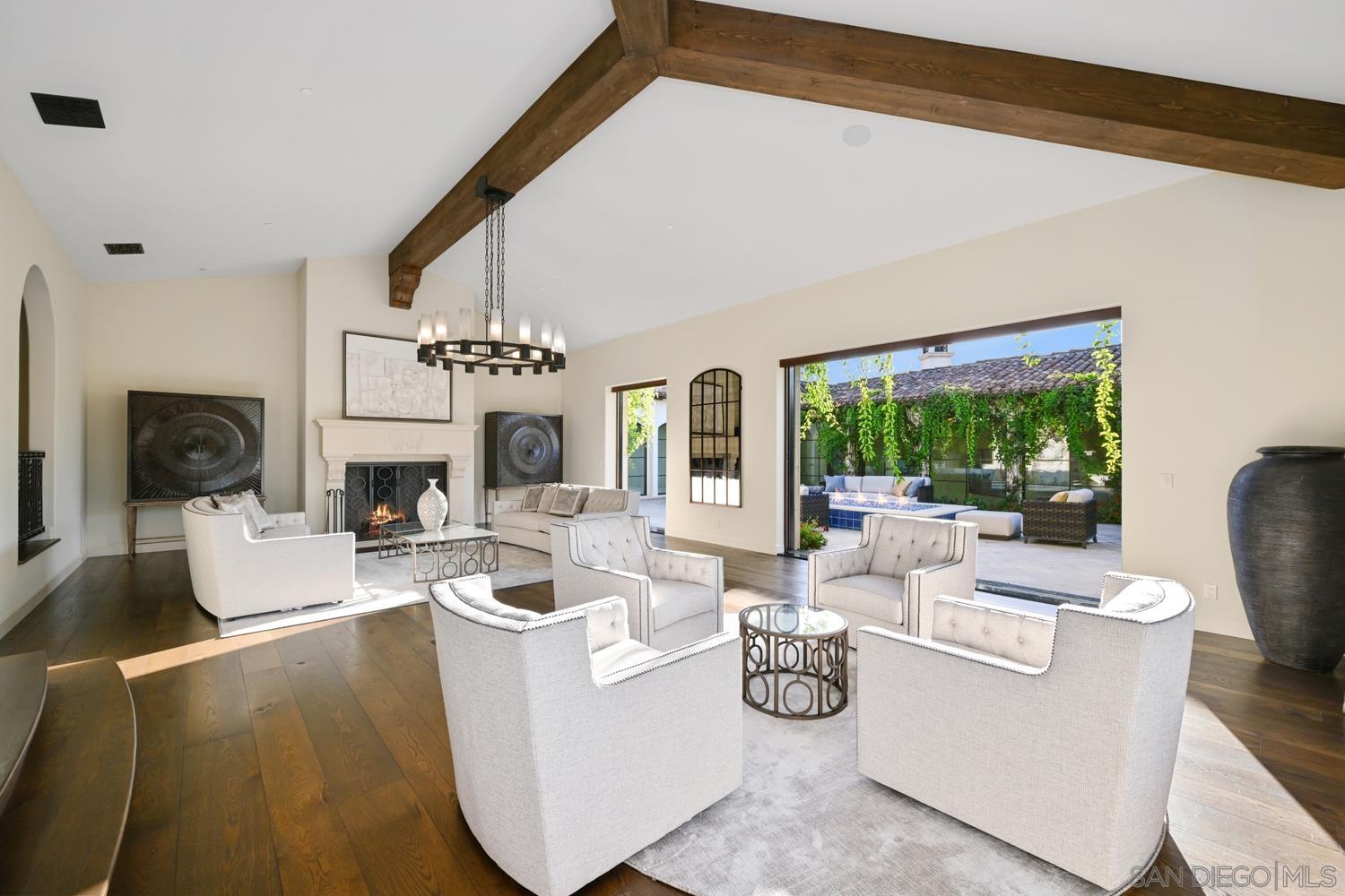 Detail Gallery Image 11 of 50 For 7029  Las Colinas, Rancho Santa Fe,  CA 92067 - 9 Beds | 10/2 Baths