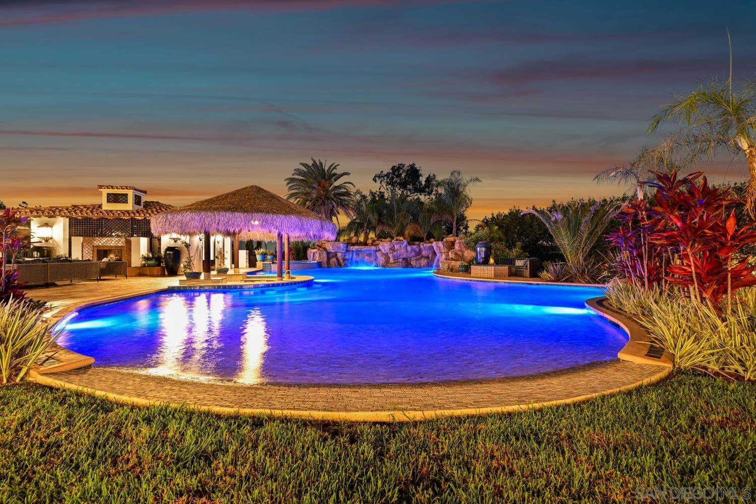 Detail Gallery Image 6 of 50 For 7029  Las Colinas, Rancho Santa Fe,  CA 92067 - 9 Beds | 10/2 Baths